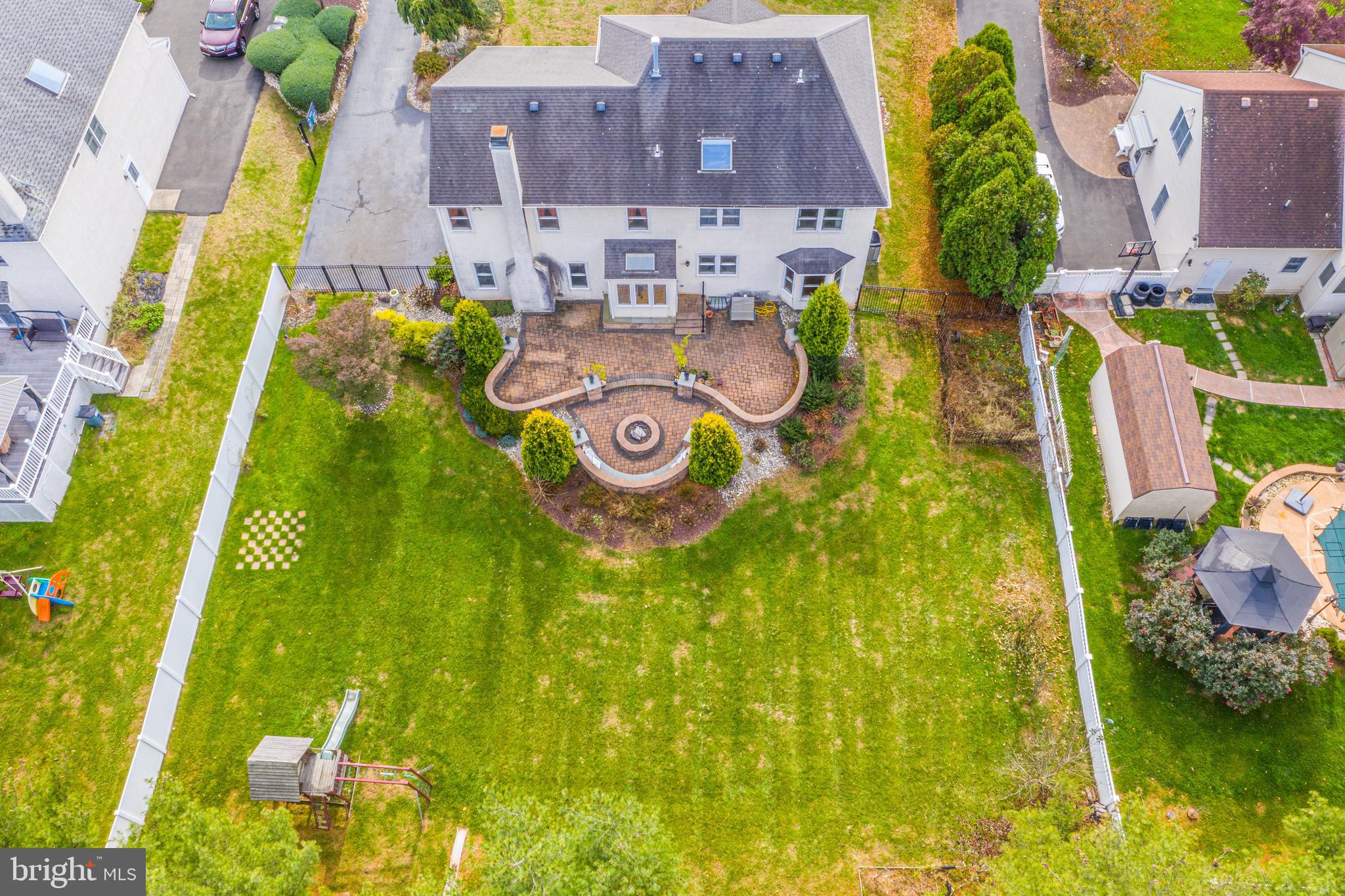 NORTHAMPTON ESTS - Residential Lease