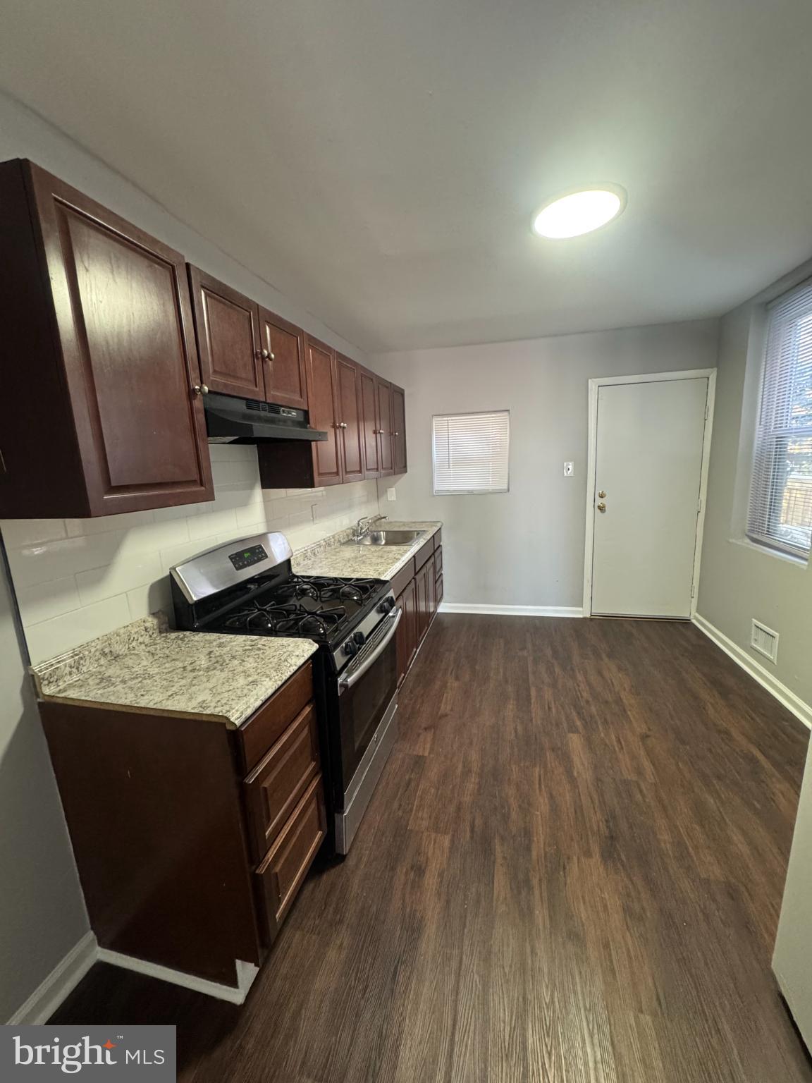 GERMANTOWN - Residential