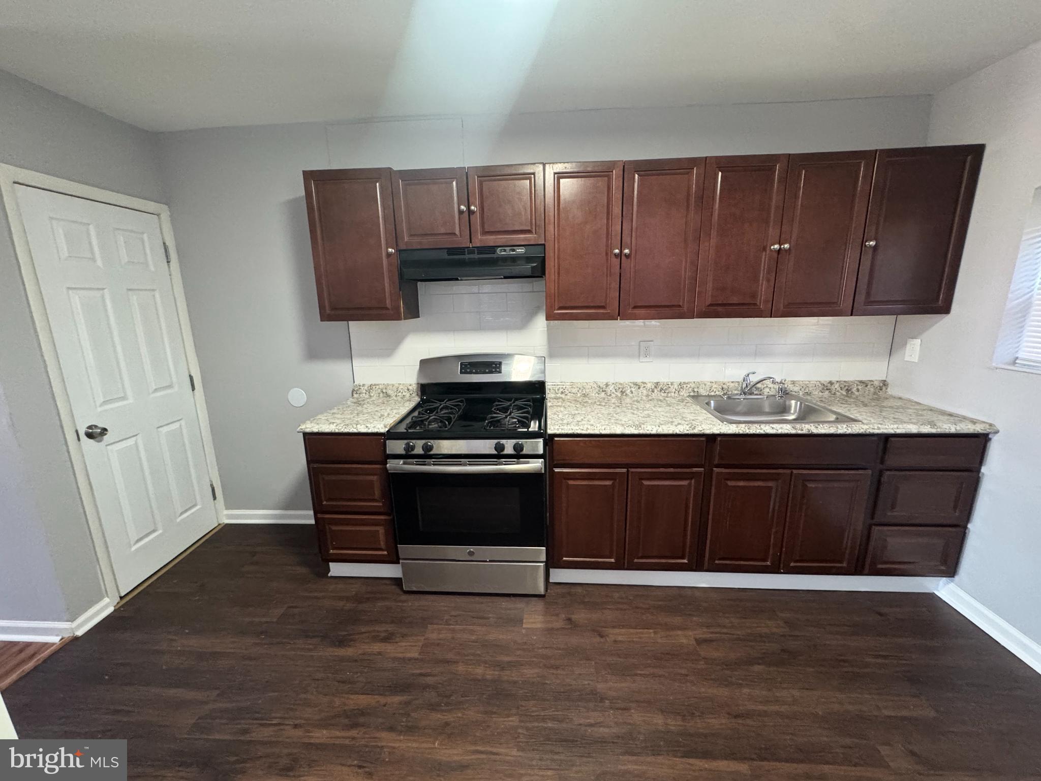 GERMANTOWN - Residential