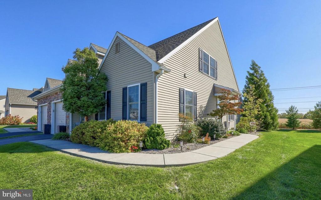 Photo of 587 Farmview Lane, MOUNT JOY, PA 17552 (MLS # PALA2078478)