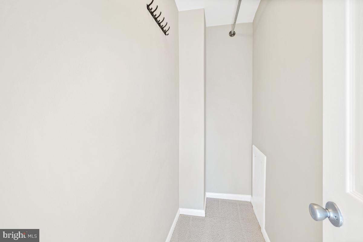 SEMINARY WALK - Residential