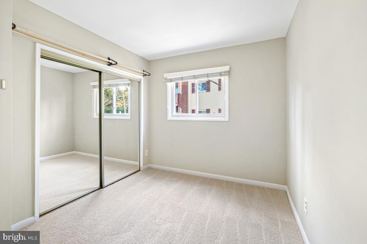 SEMINARY WALK - Residential