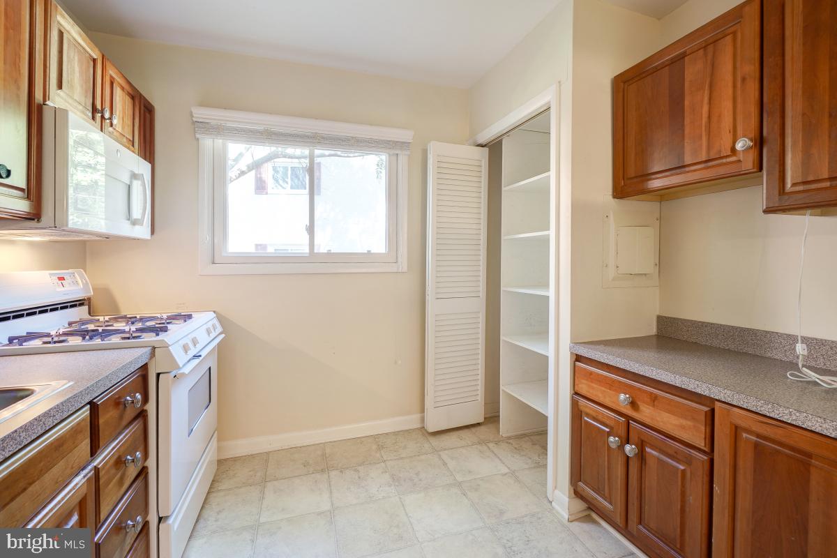 SEMINARY WALK - Residential