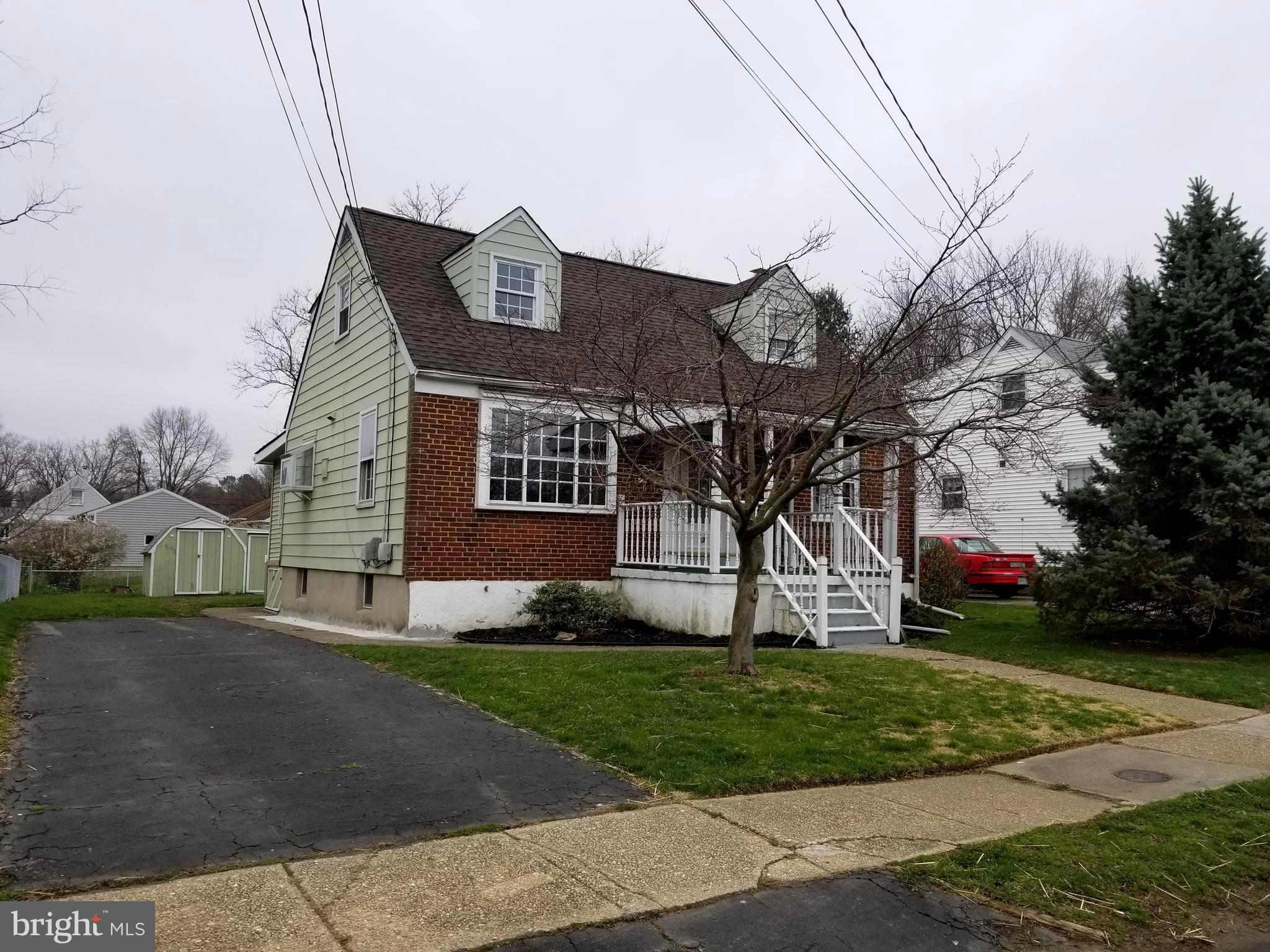 COLONIAL DRIVE - Residential