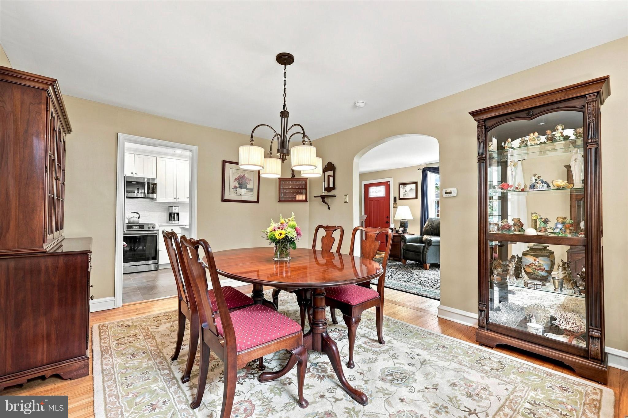 103 RUNNYMEDE AVENUE