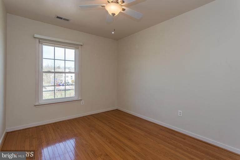 STONE RIVER - Residential Lease