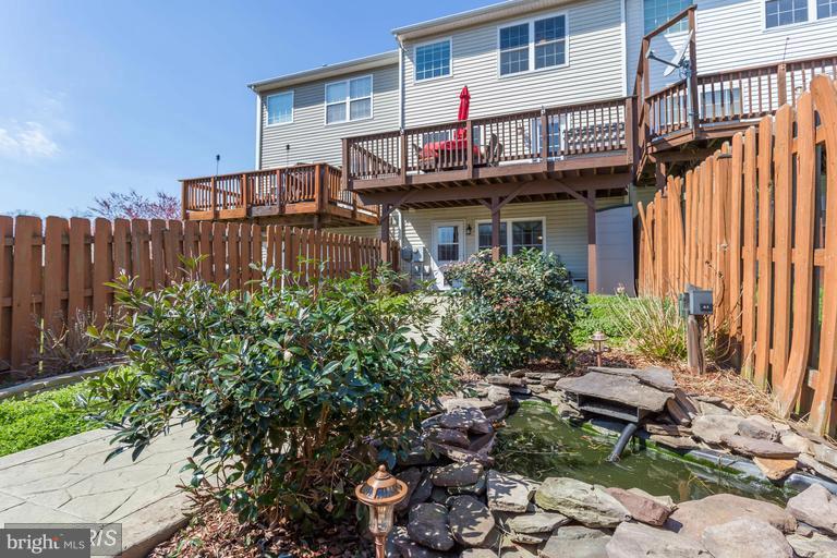 STONE RIVER - Residential Lease