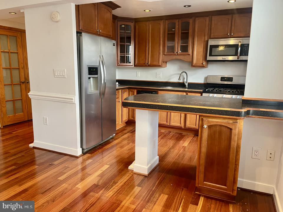 BELLE VIEW - Residential Lease