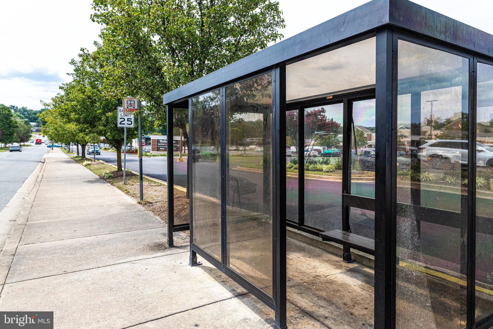 BELLE VIEW - Residential Lease