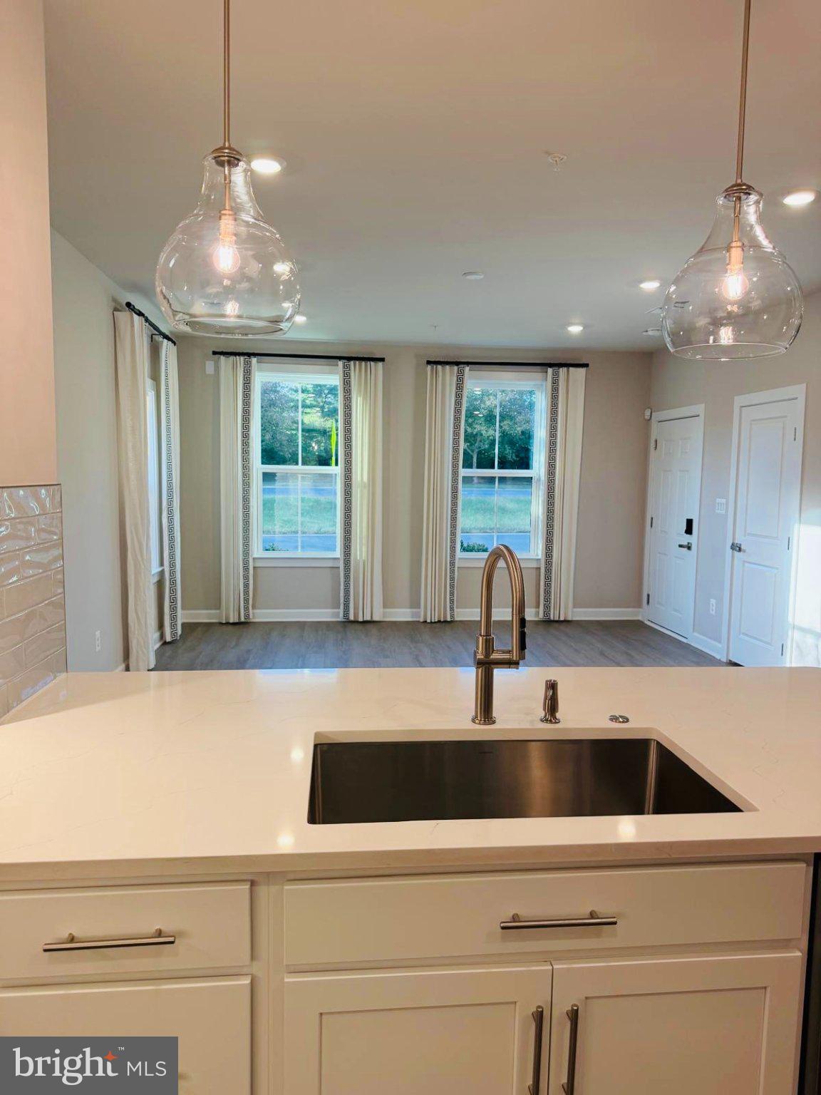 43791 METRO TERRACE