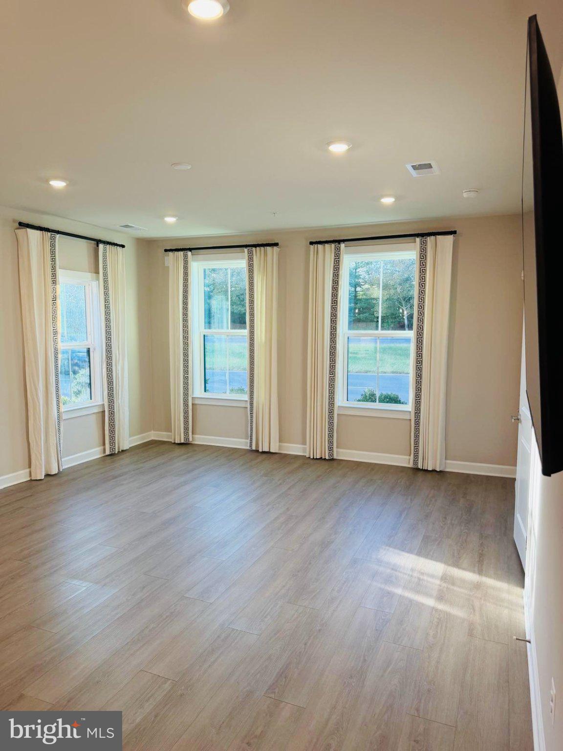 43791 METRO TERRACE