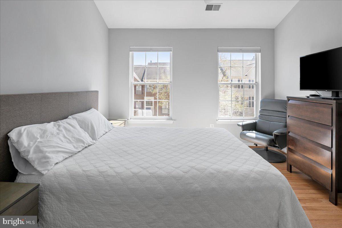 KINGSTOWNE - Residential