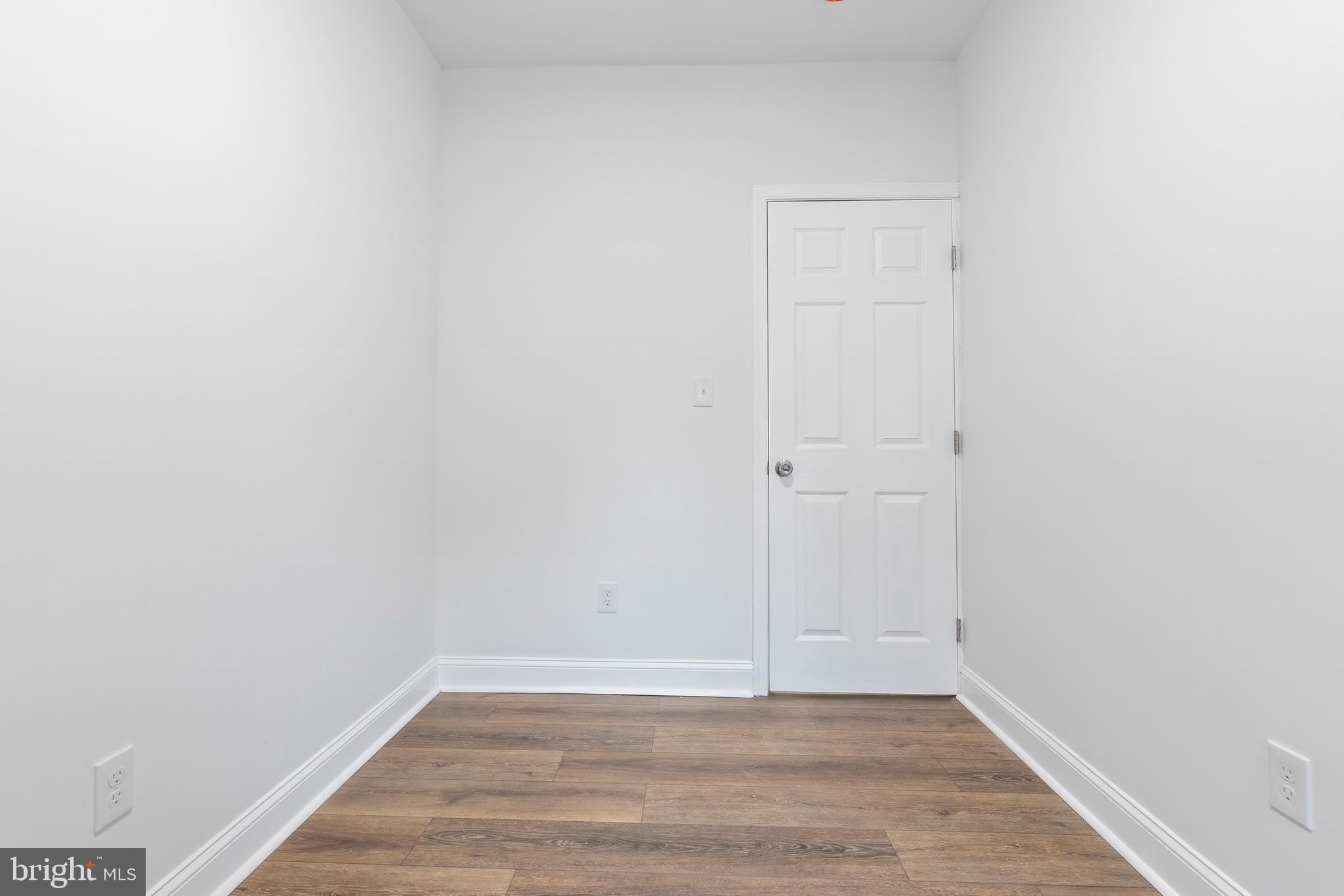 MONDAWMIN - Residential
