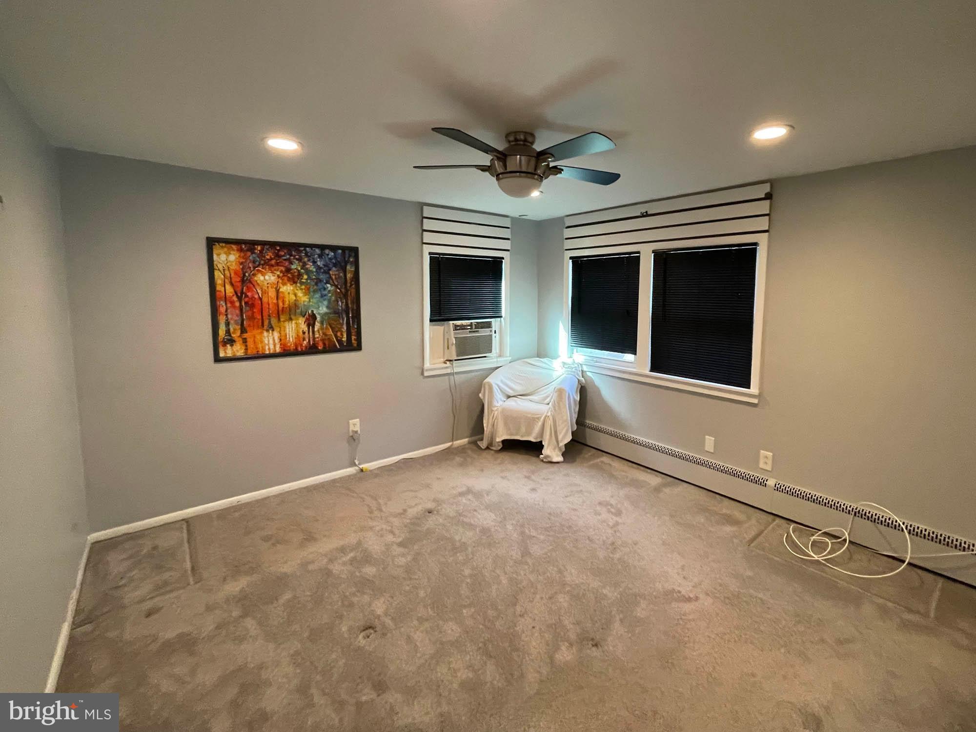 WYNNEWOOD - Residential