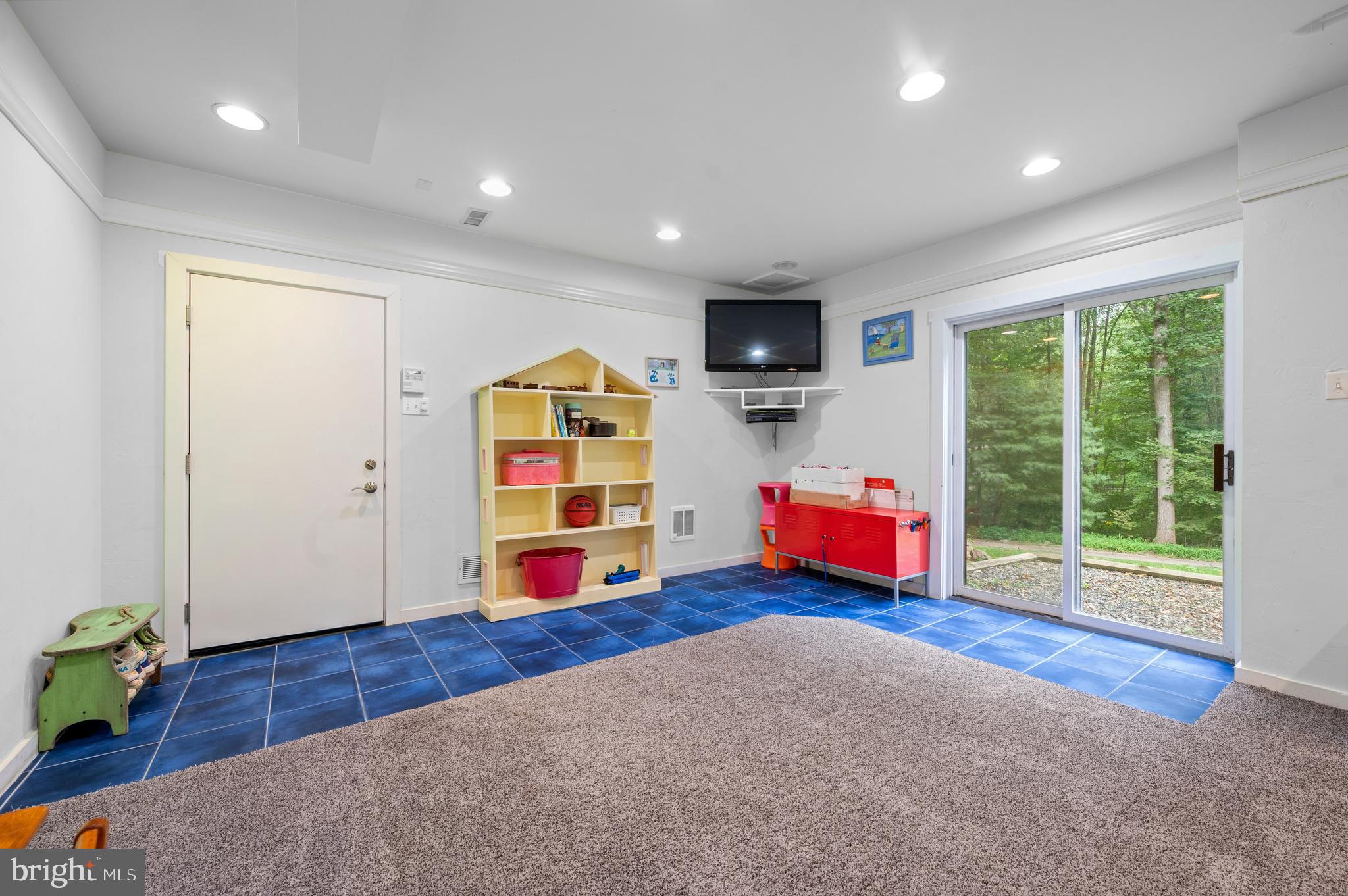 EAST NANTMEAL TWP - Residential