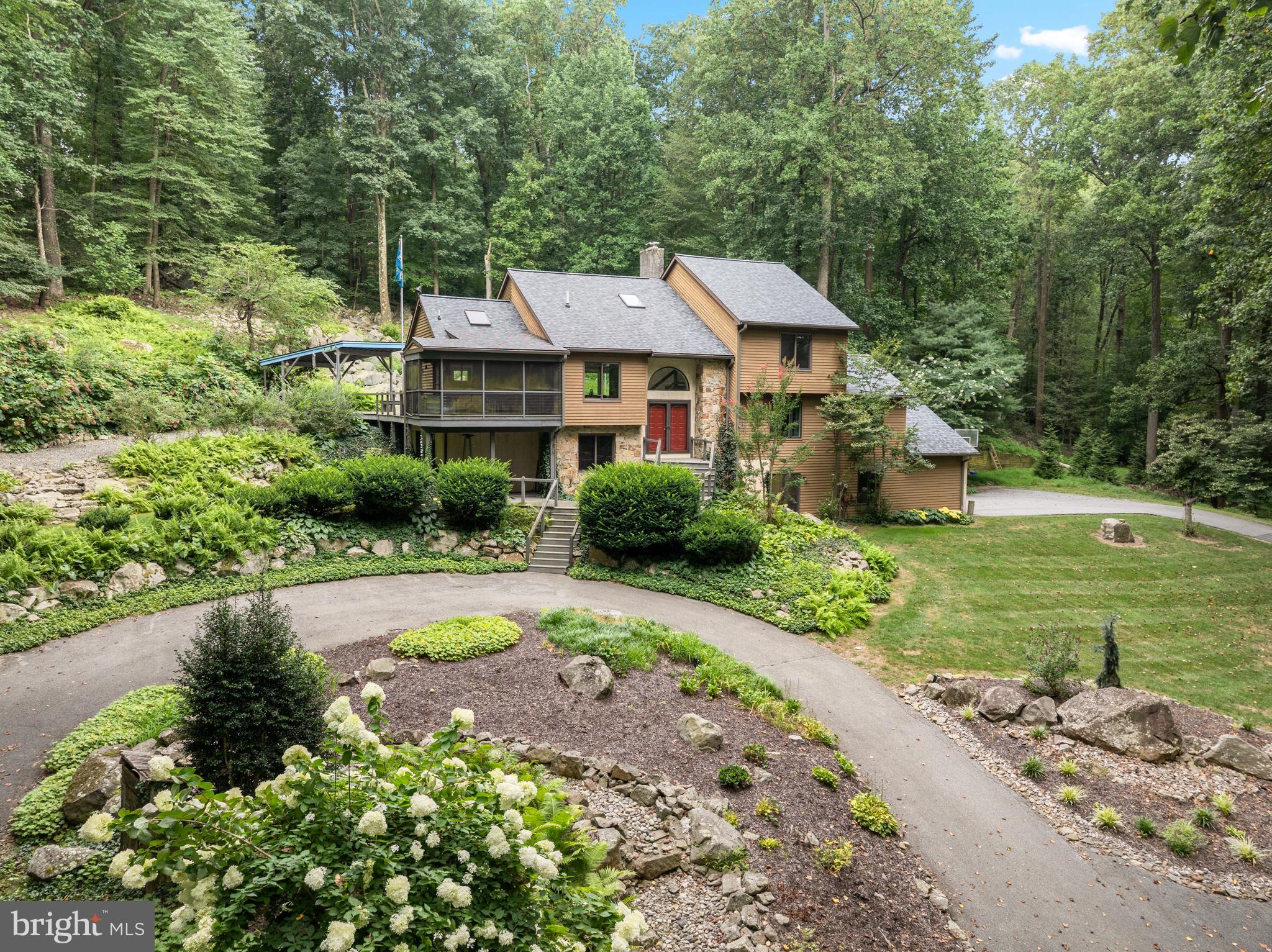 41 LYONS RUN ROAD