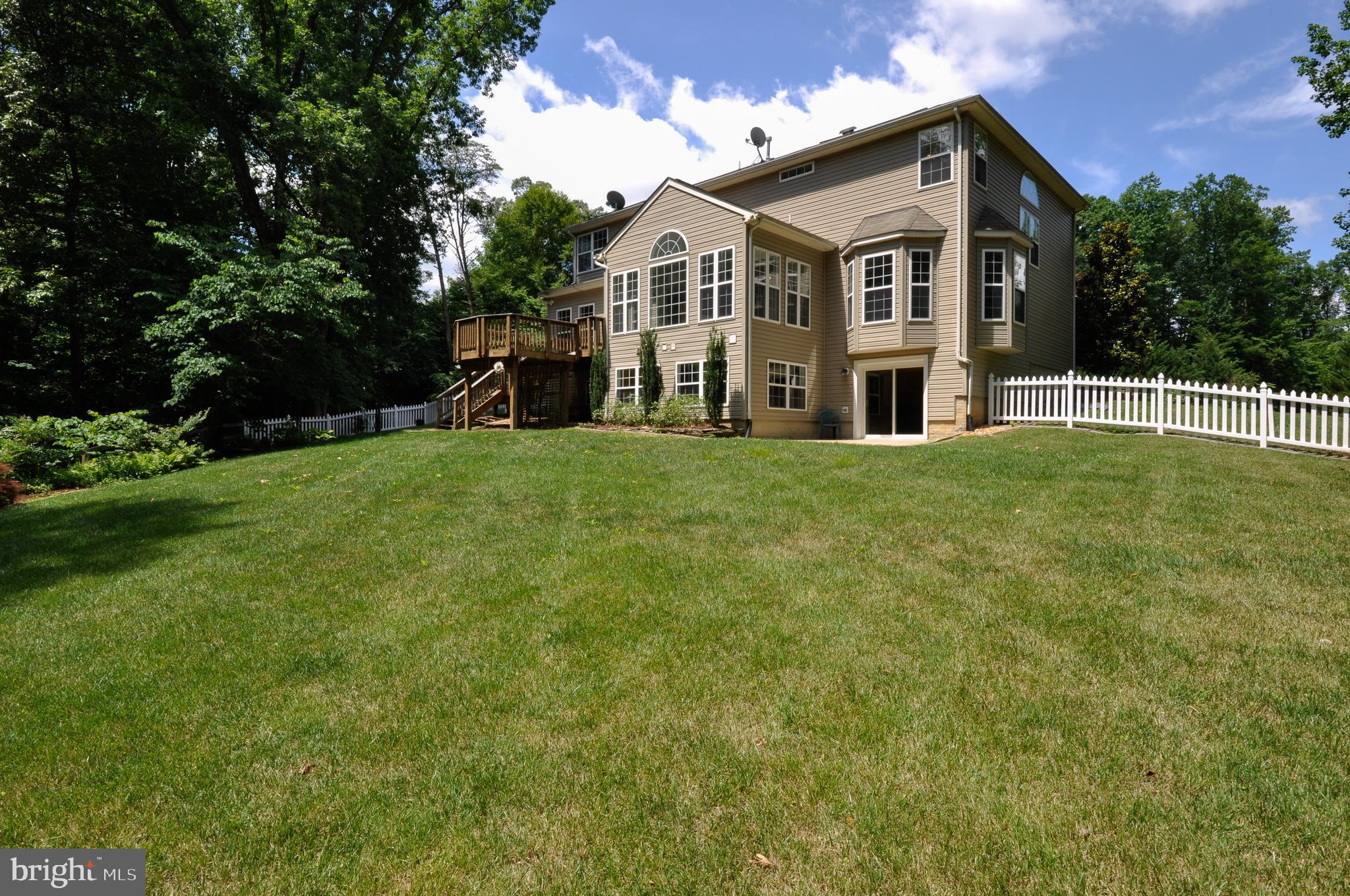 WOODS OF ABEL LAKE - Residential