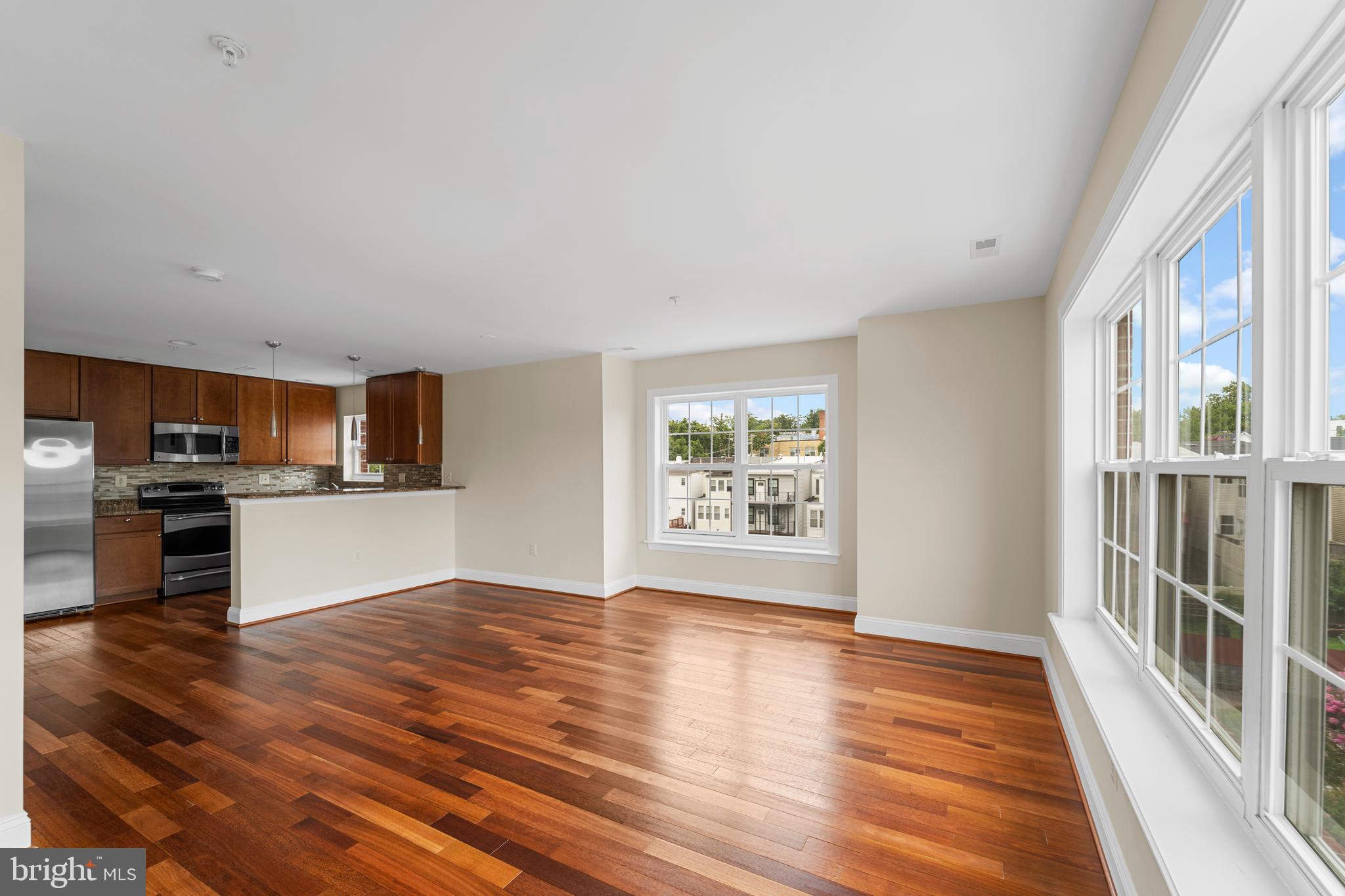 911 KENNEDY STREET NW 12