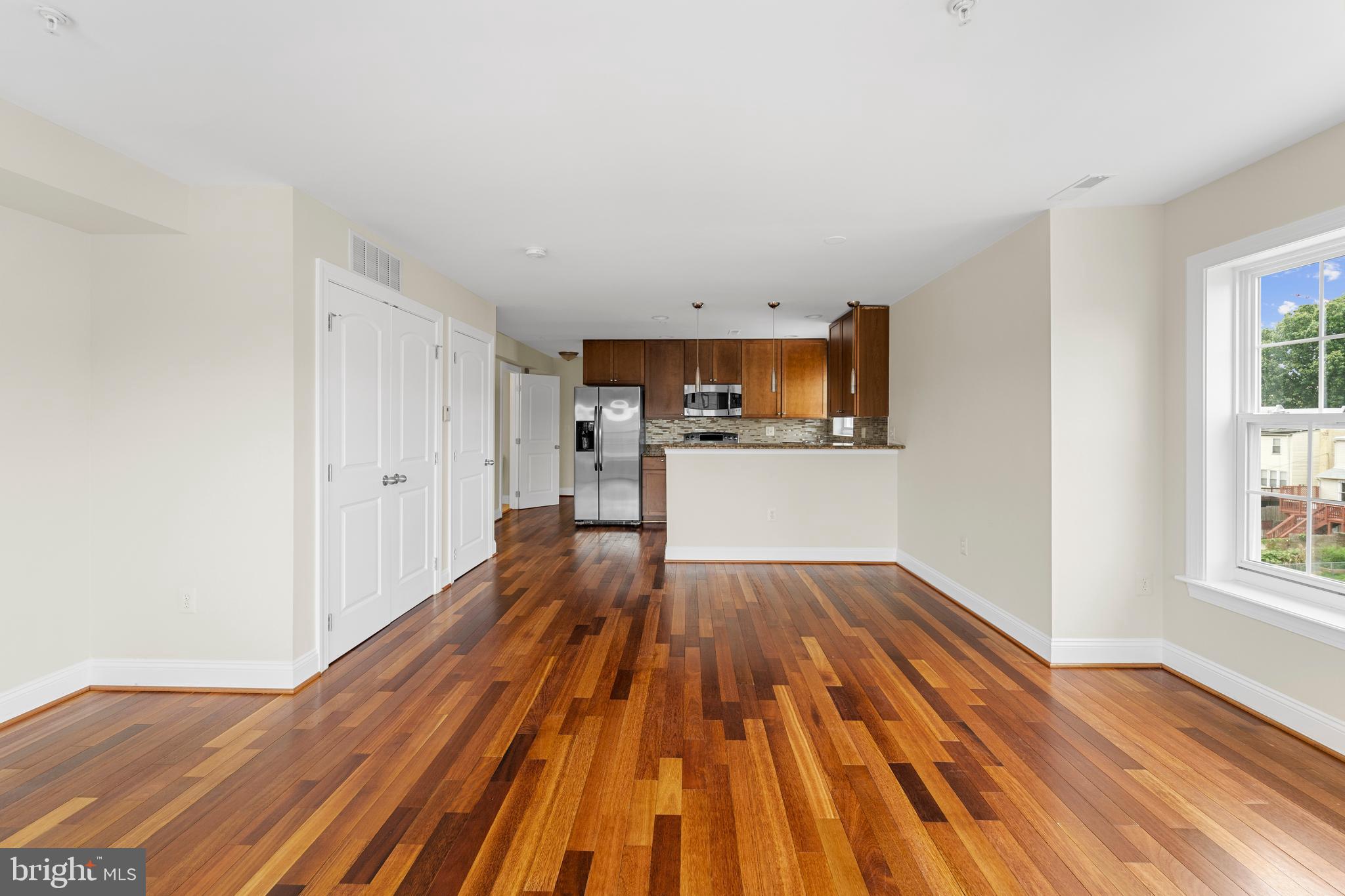 911 KENNEDY STREET NW 12