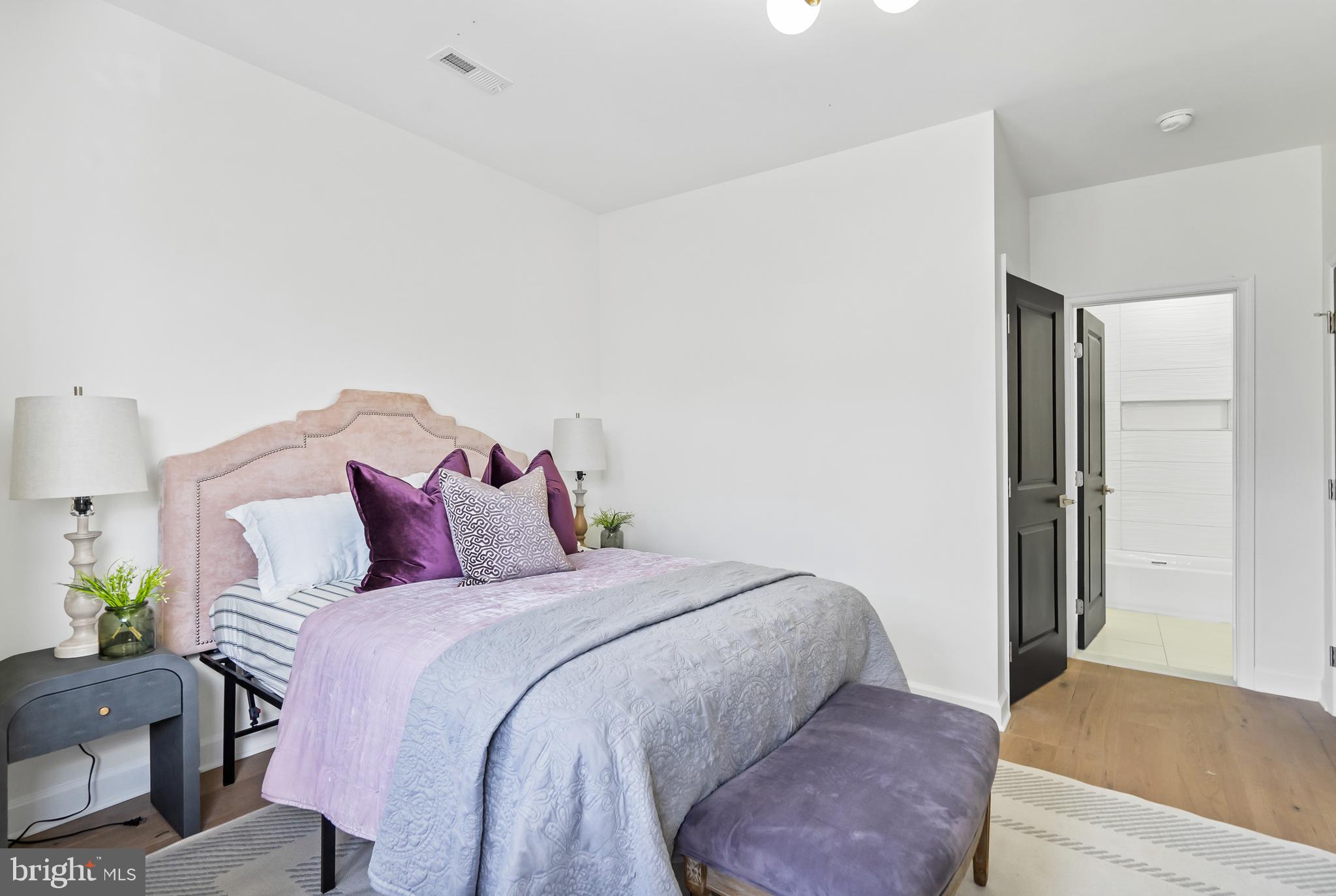 RESERVOIR HILL - Residential