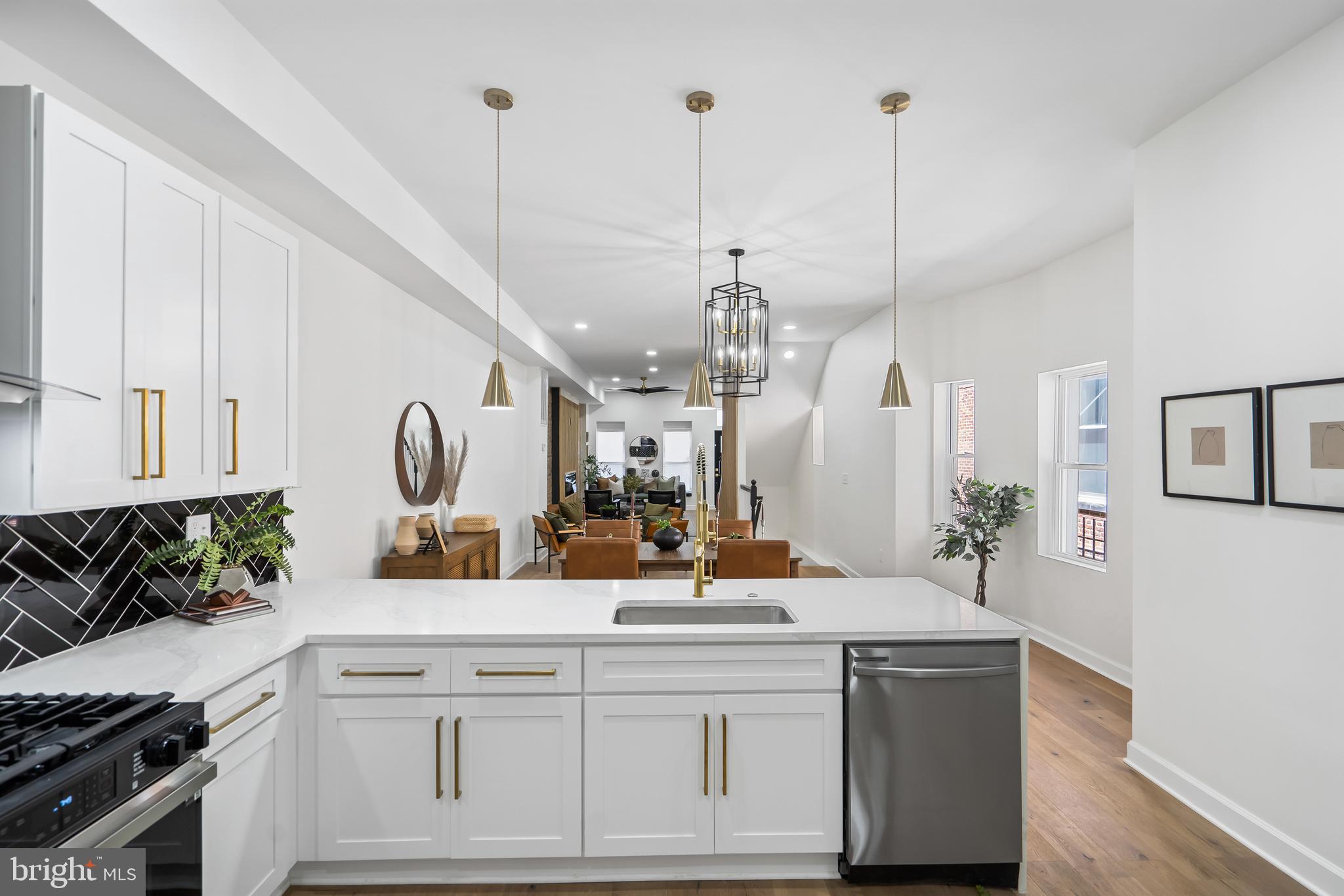 RESERVOIR HILL - Residential