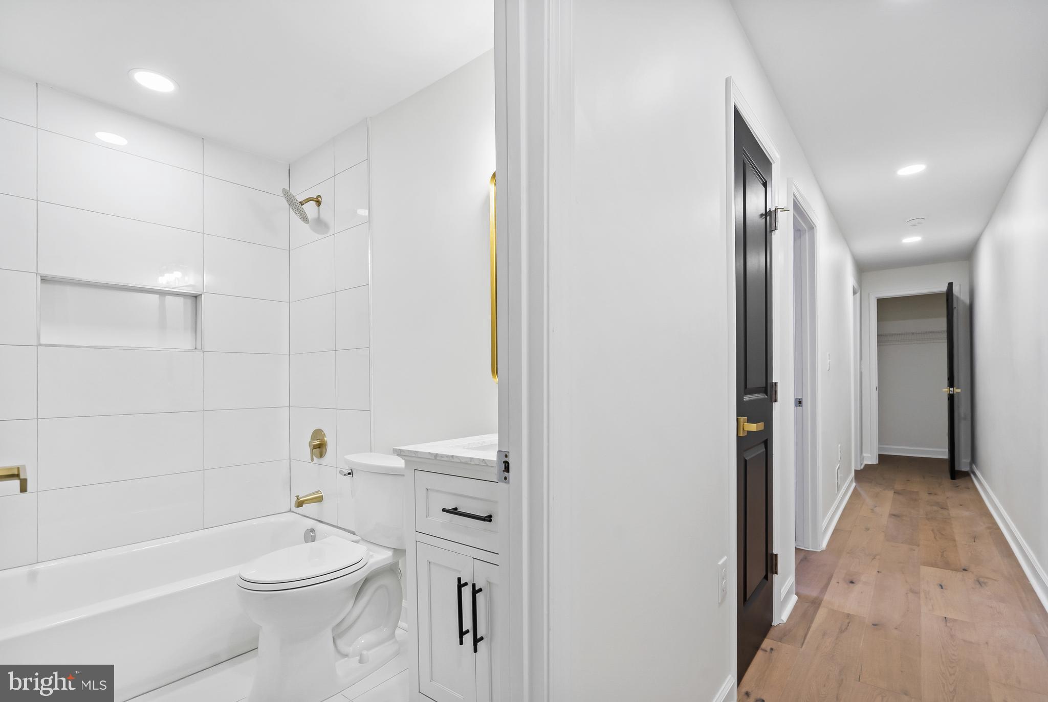 RESERVOIR HILL - Residential