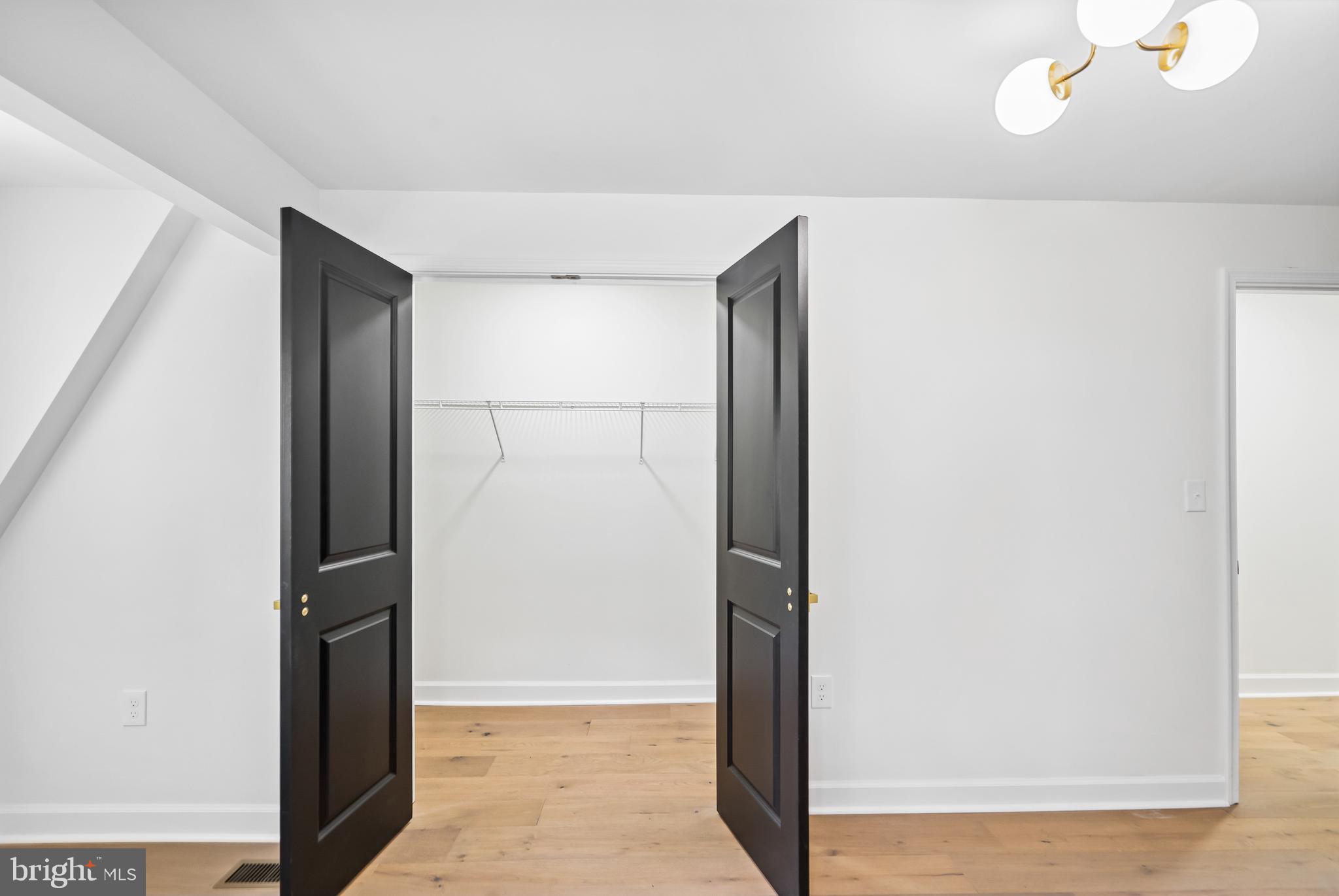 RESERVOIR HILL - Residential