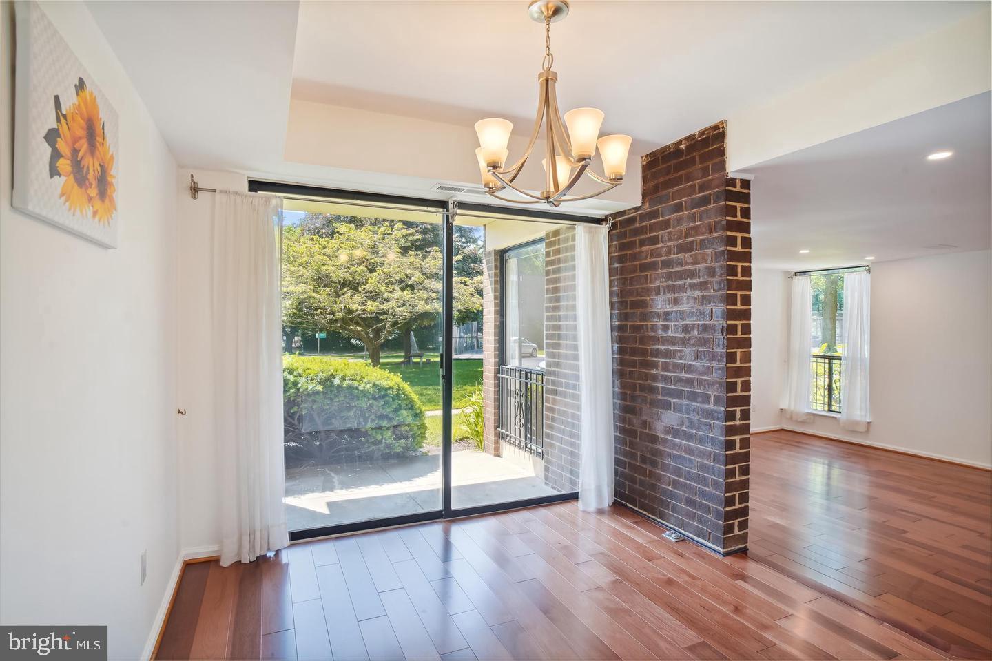 AMERICANA FINMARK - Residential