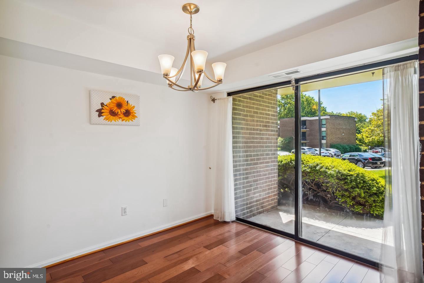 AMERICANA FINMARK - Residential