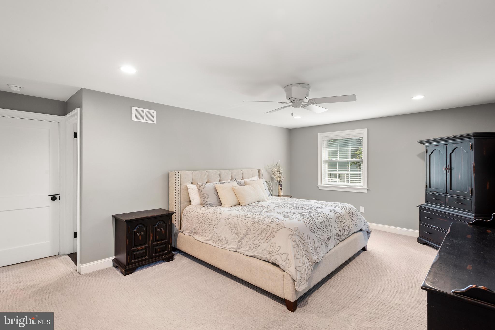 GLENHARDIE - Residential