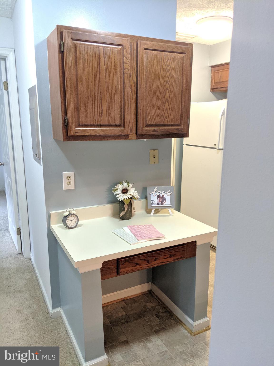 WATERS EDGE AT NORTH LAKE - Residential