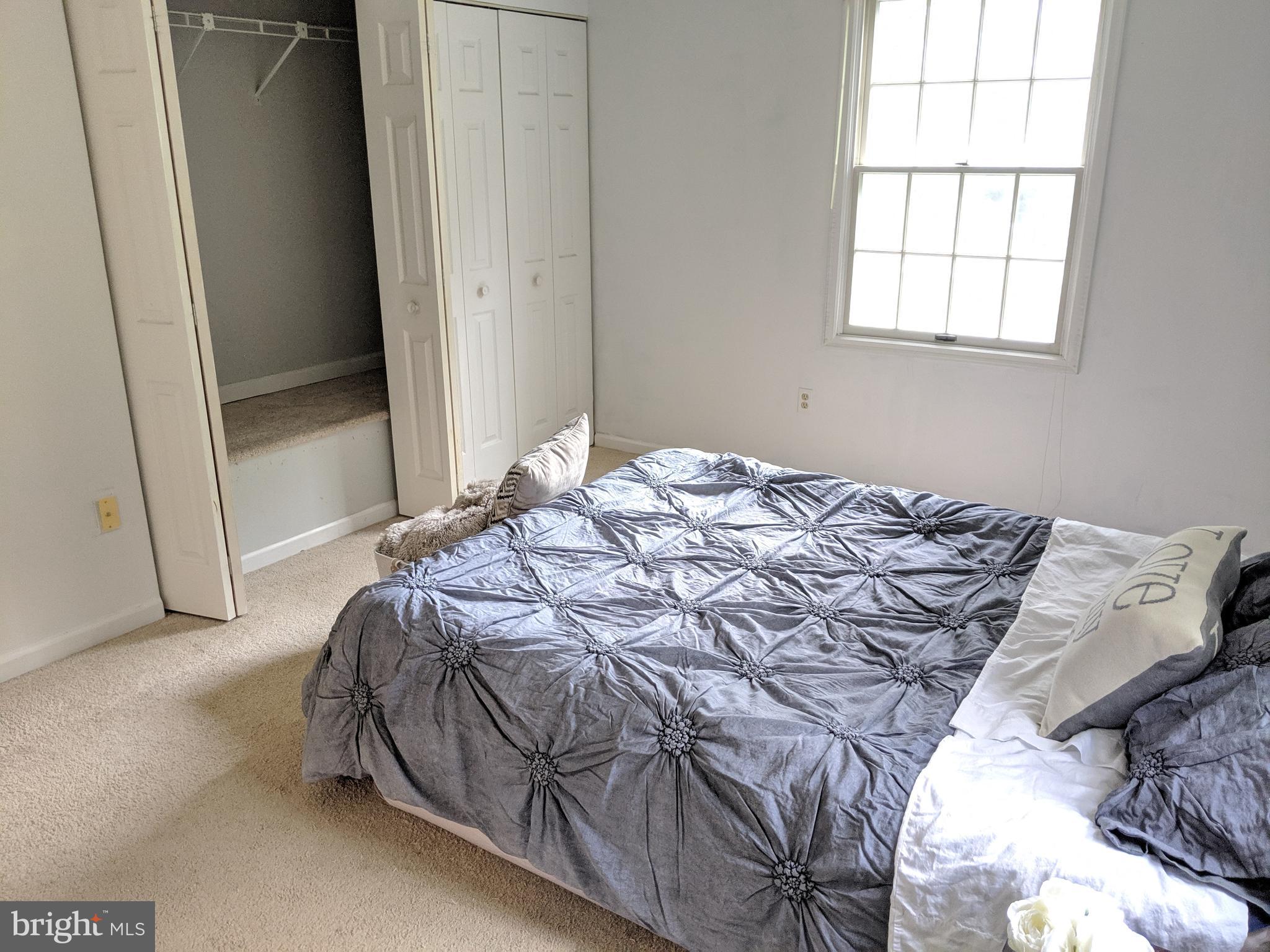 WATERS EDGE AT NORTH LAKE - Residential