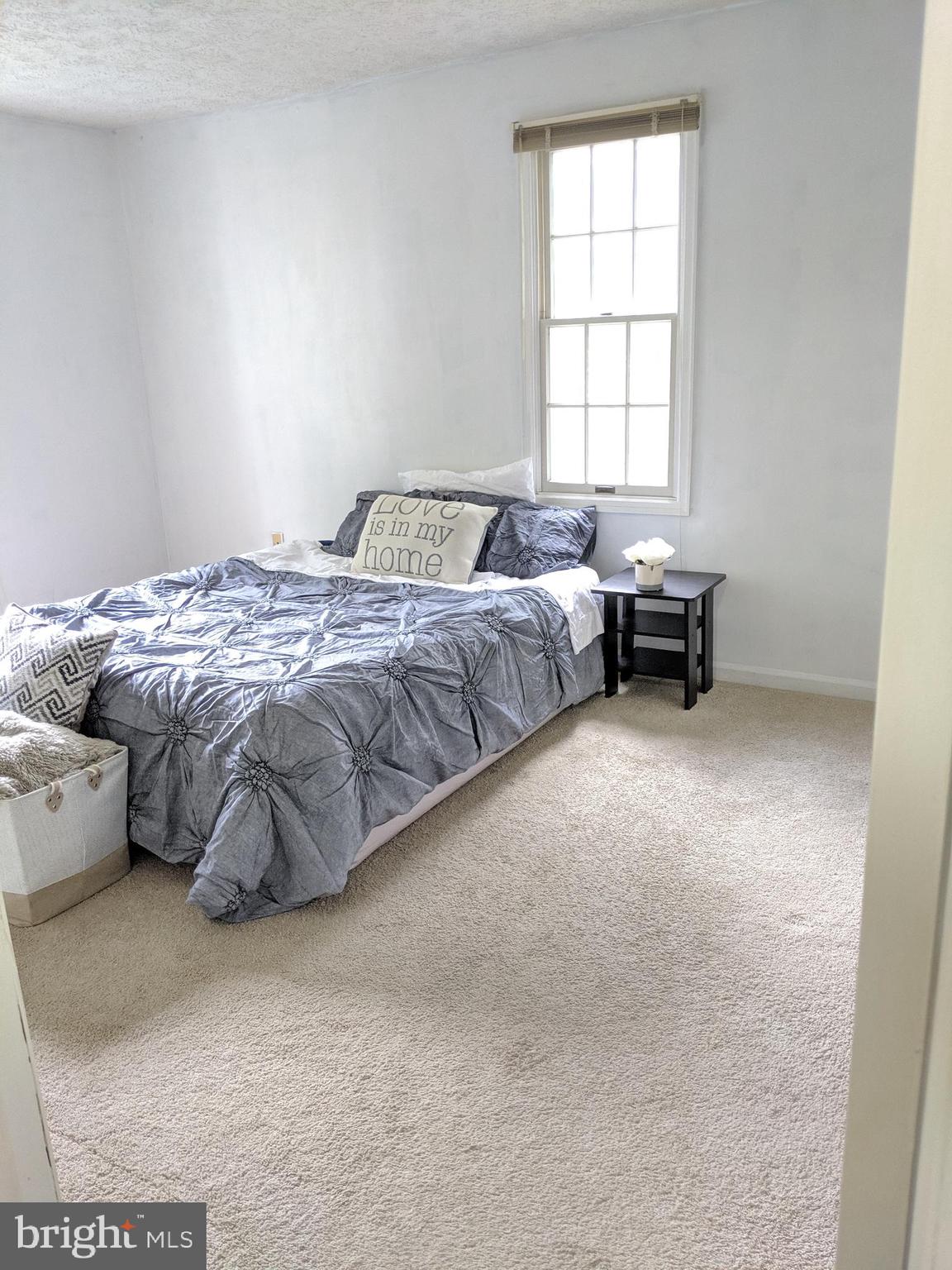 WATERS EDGE AT NORTH LAKE - Residential