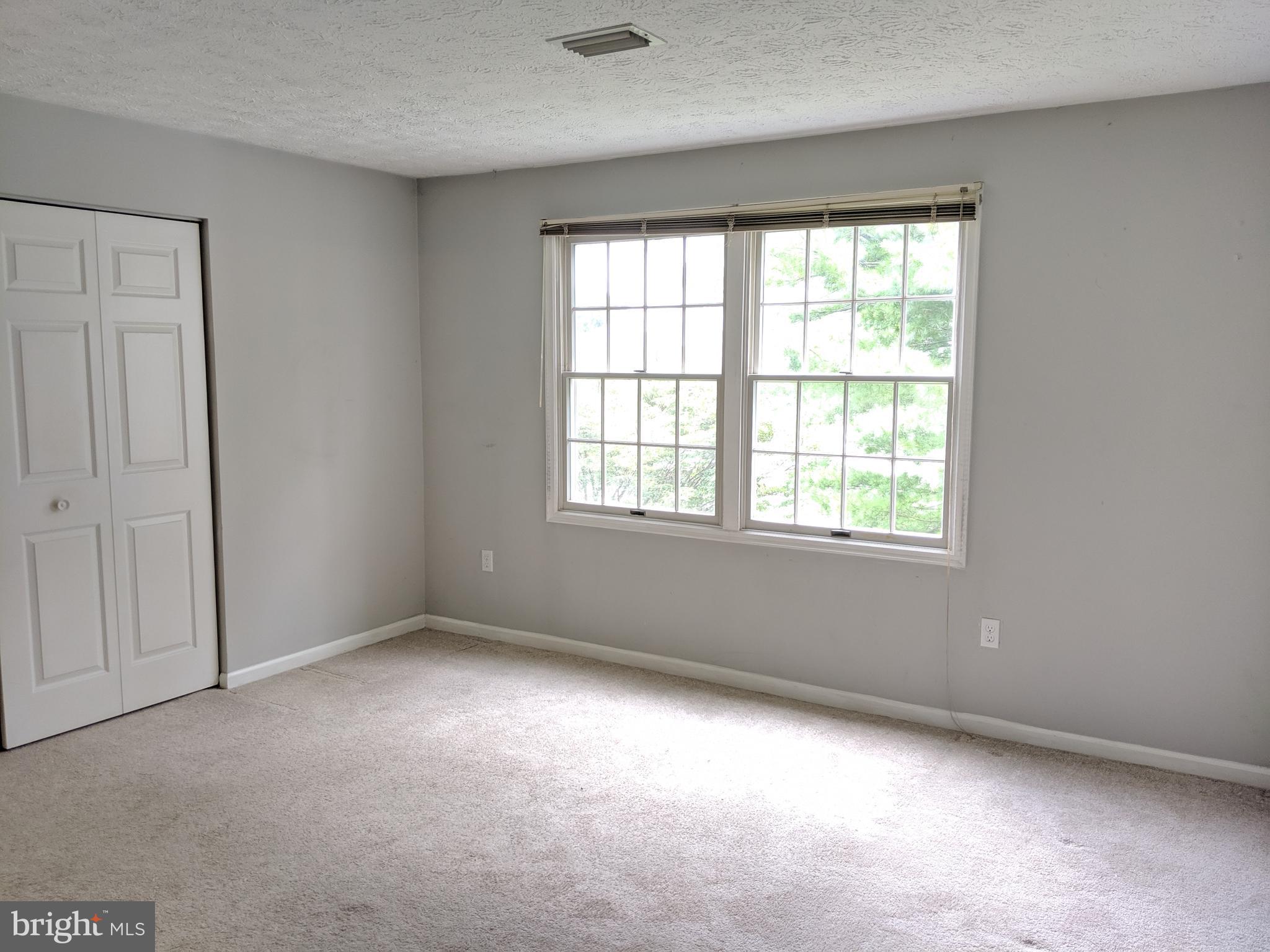 WATERS EDGE AT NORTH LAKE - Residential