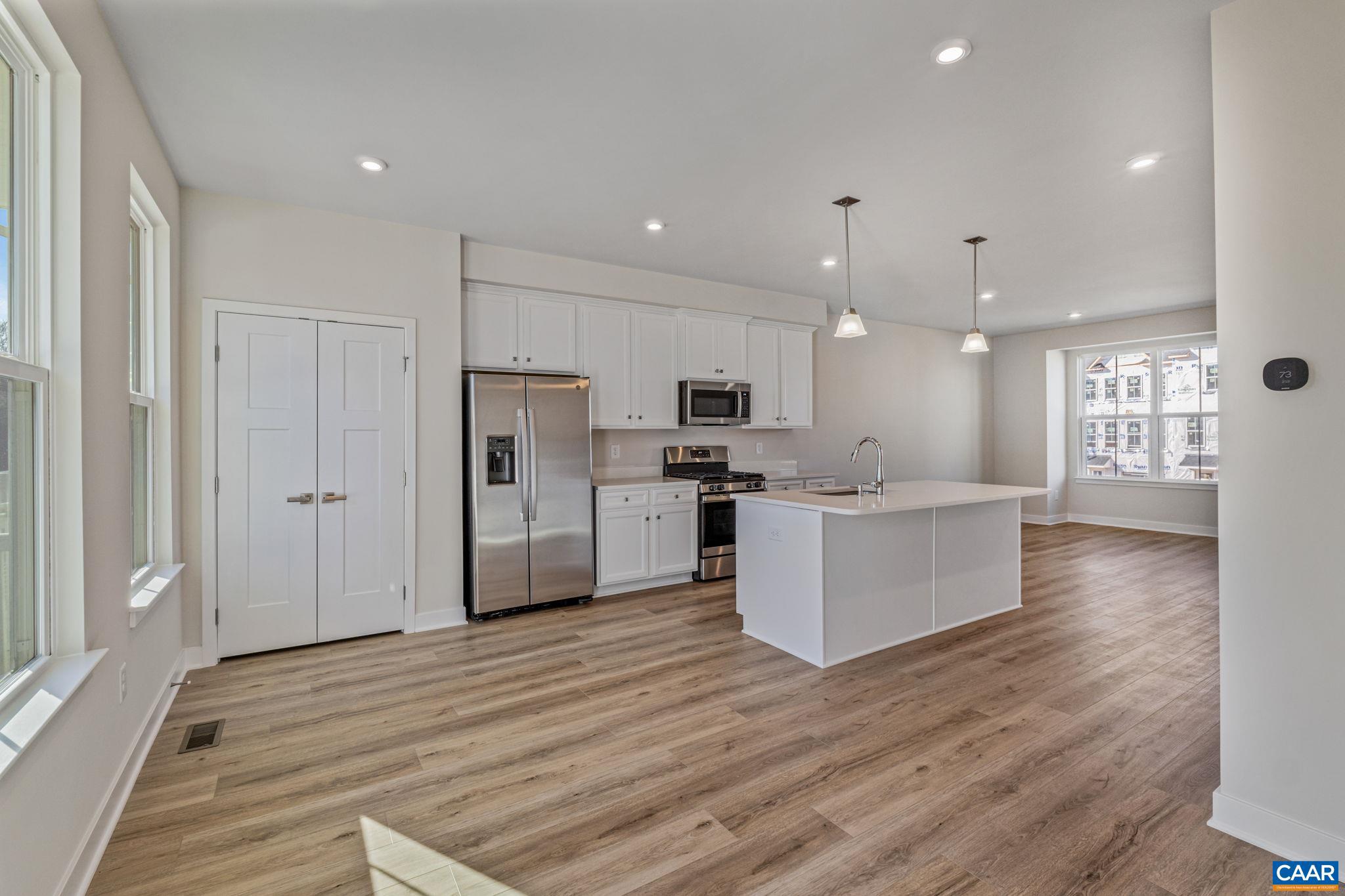 MYERS CORNER - Residential