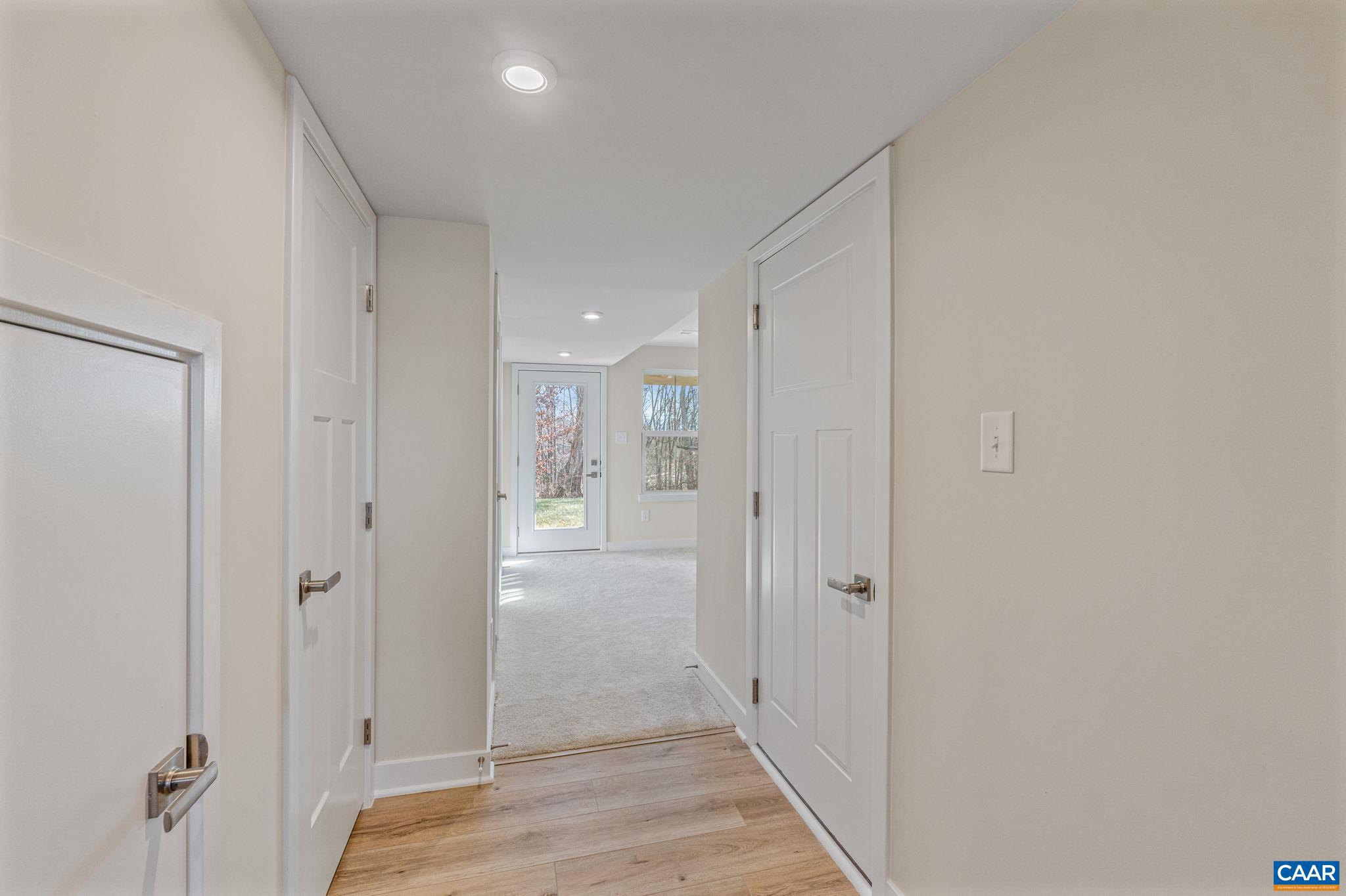 MYERS CORNER - Residential