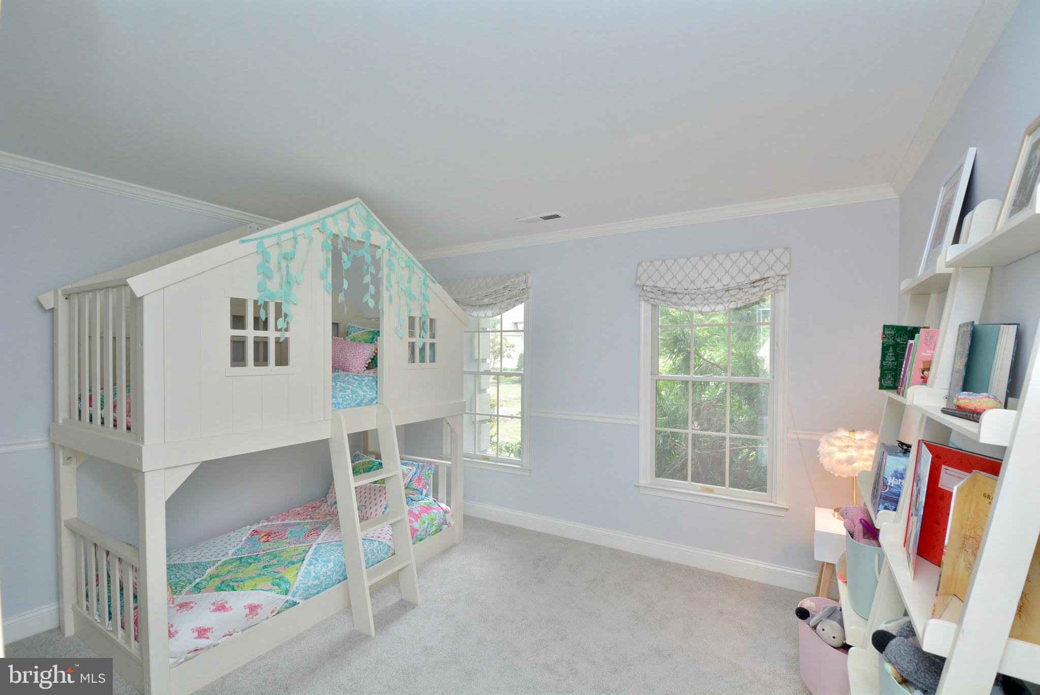 HUNTER MILL ESTATES - Residential