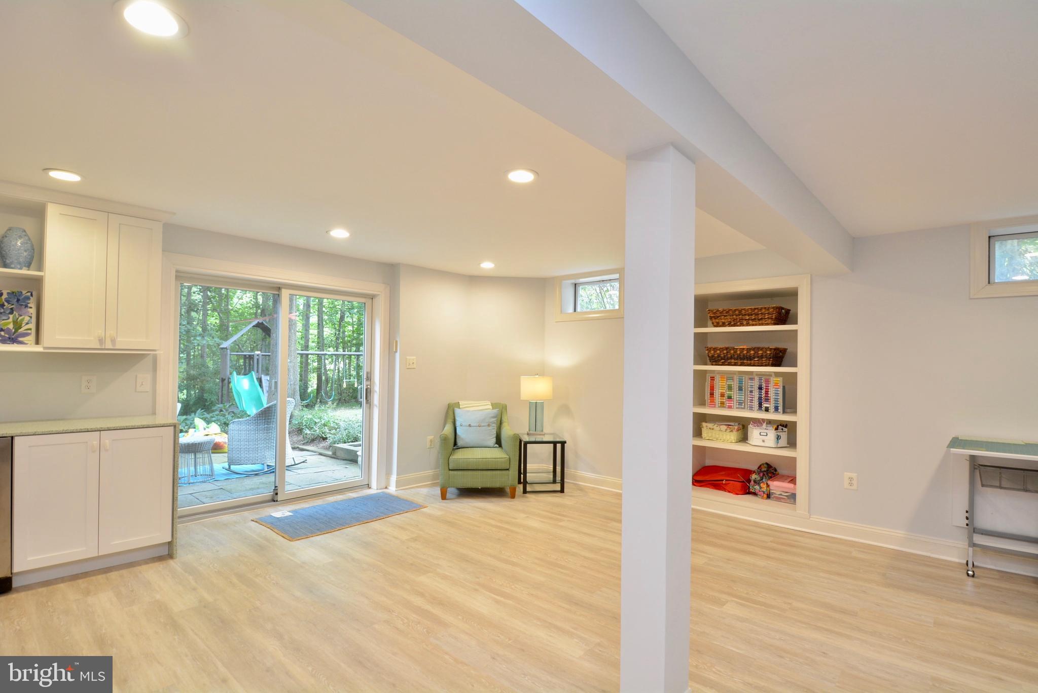 HUNTER MILL ESTATES - Residential