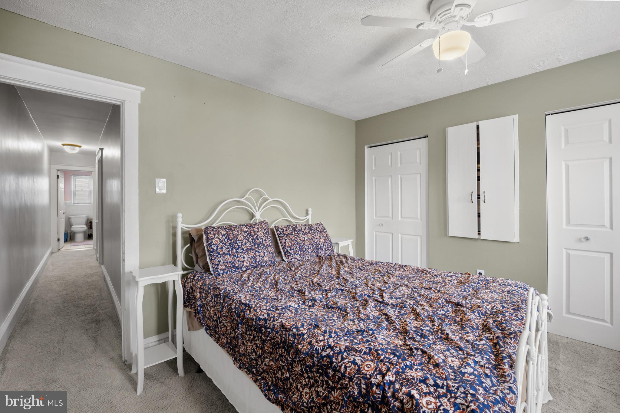 ROXBOROUGH - Residential