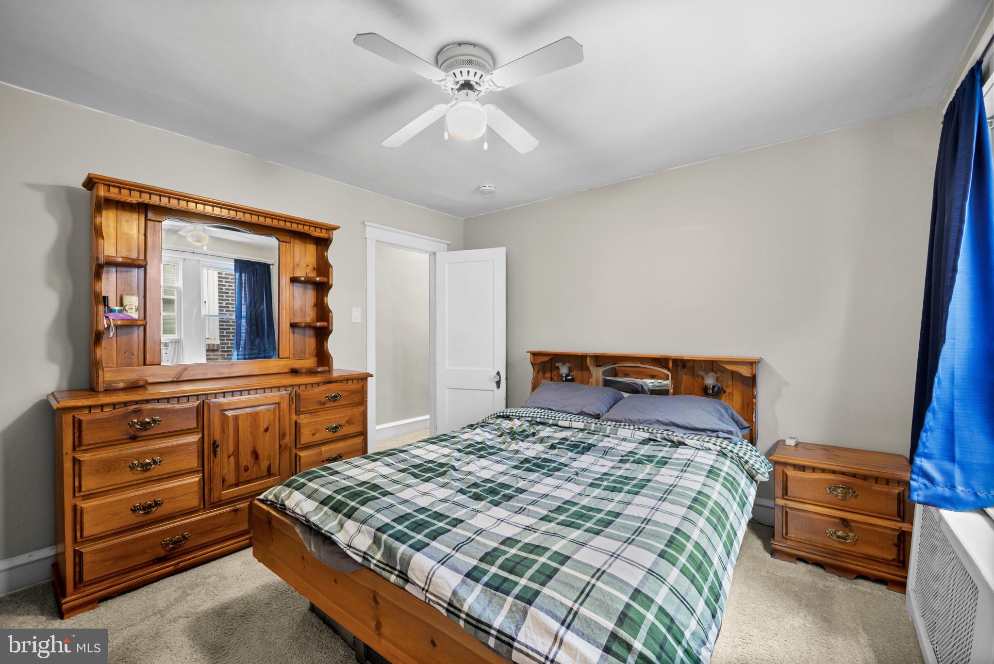 ROXBOROUGH - Residential