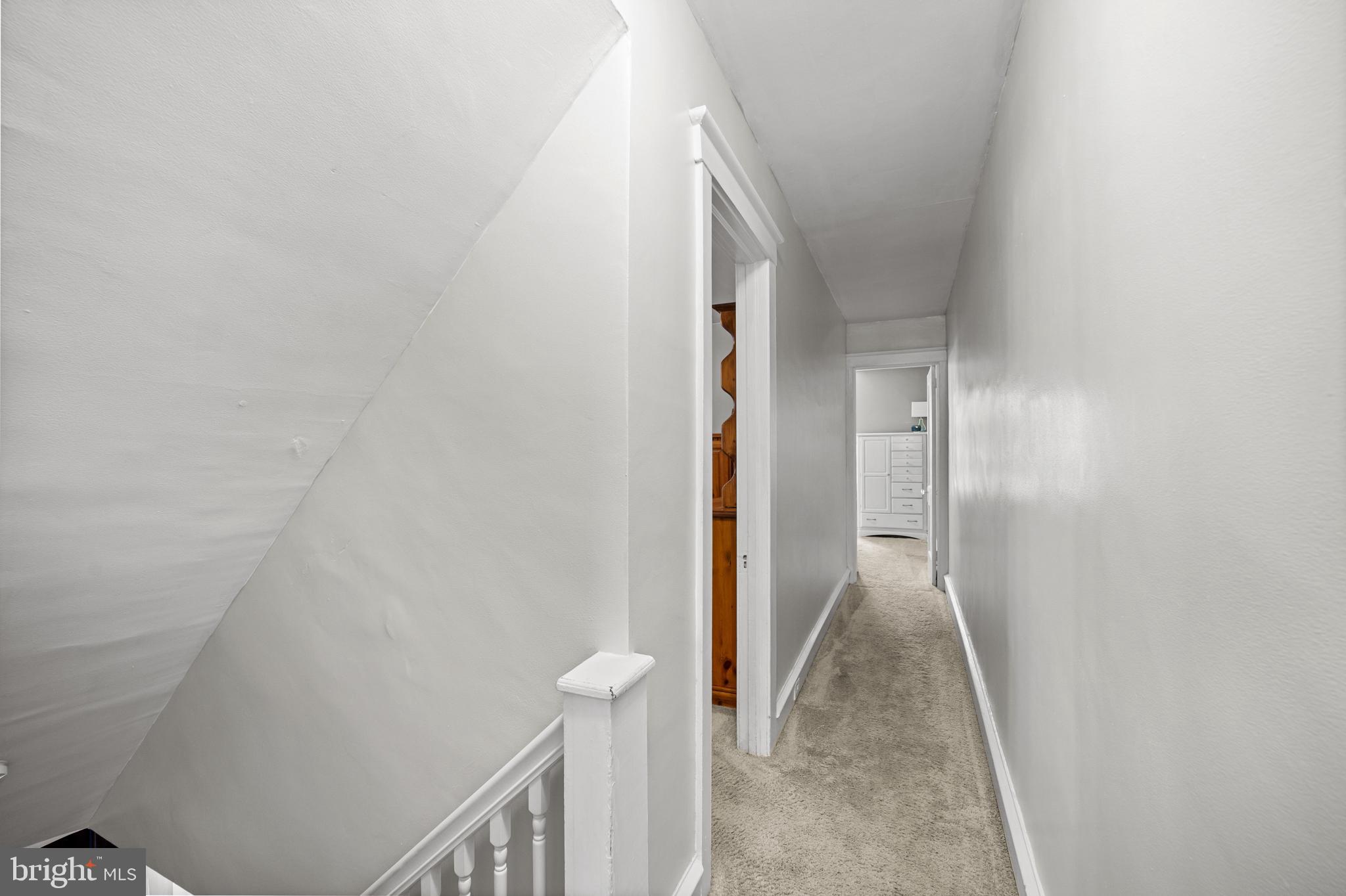 ROXBOROUGH - Residential