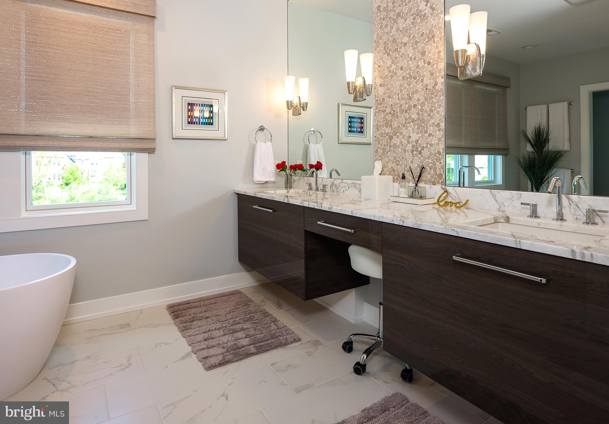 RABBIT RUN CREEK - Residential