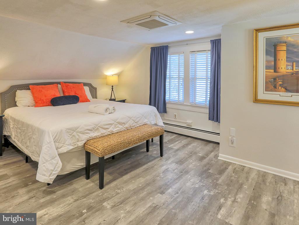 NORTH REHOBOTH - Residential