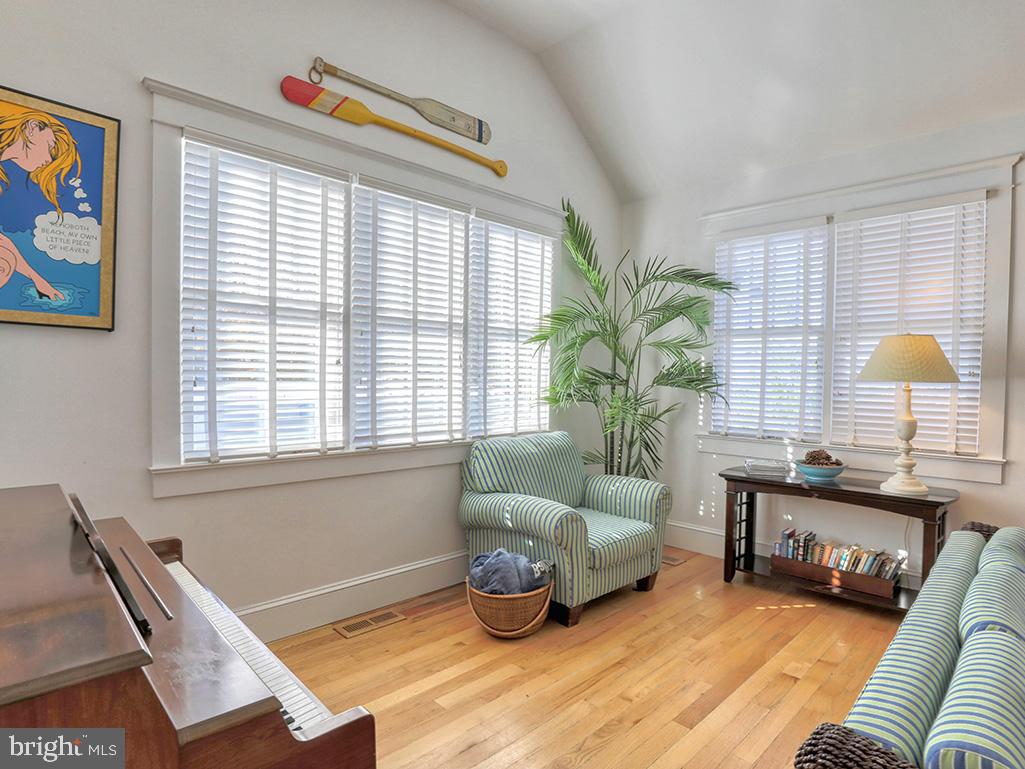 NORTH REHOBOTH - Residential