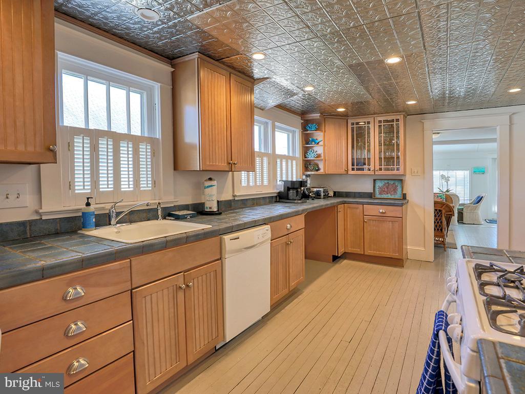 NORTH REHOBOTH - Residential