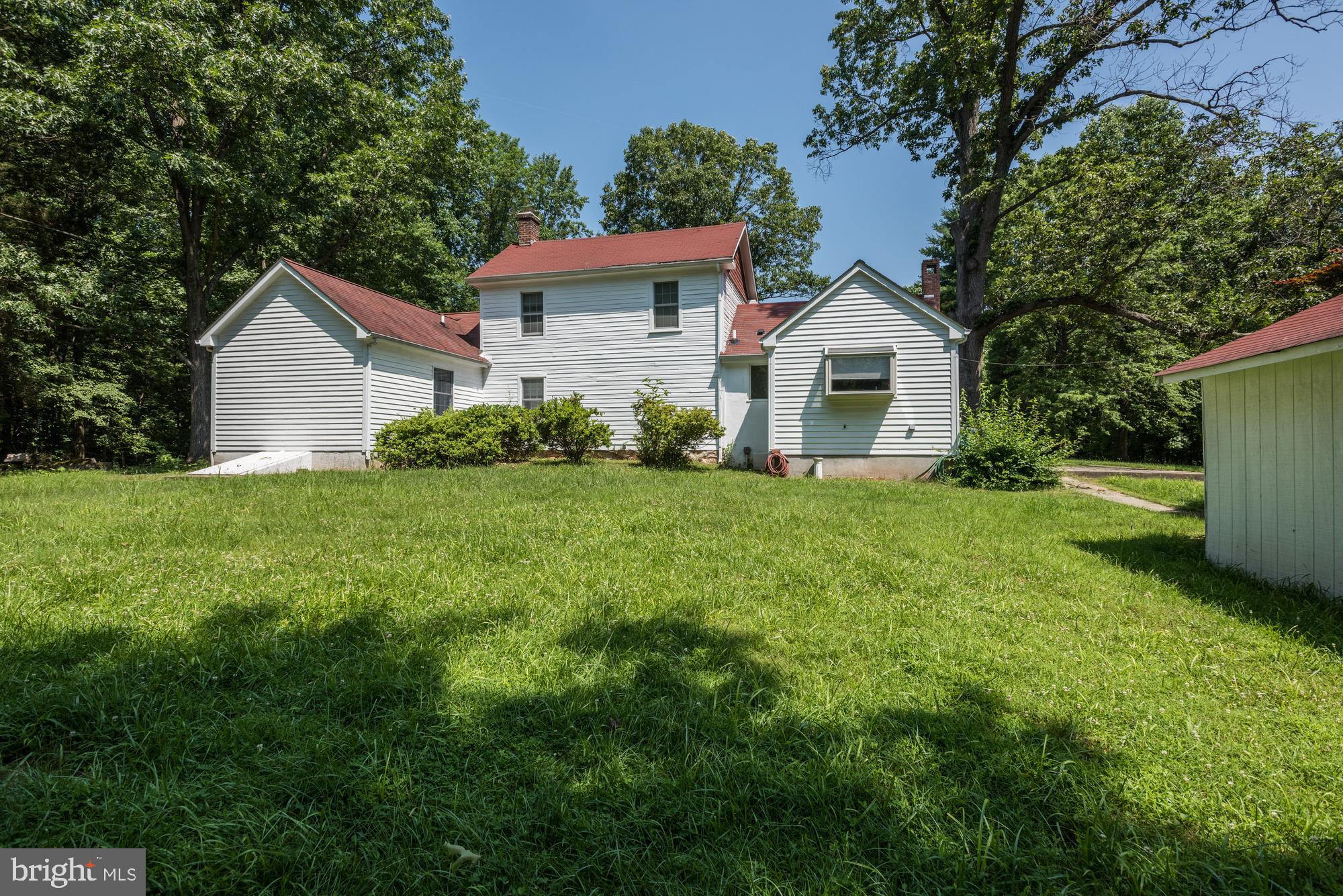 ASHTON - Residential