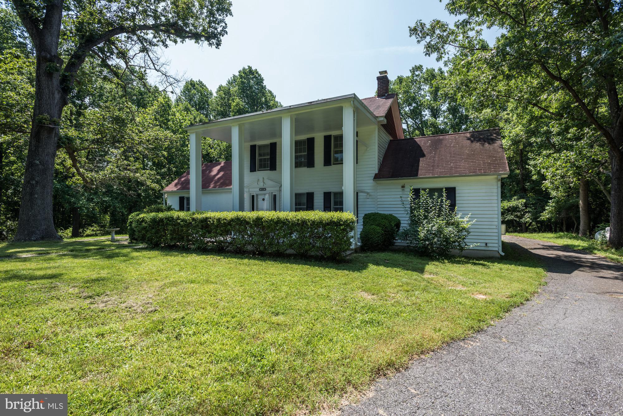 ASHTON - Residential