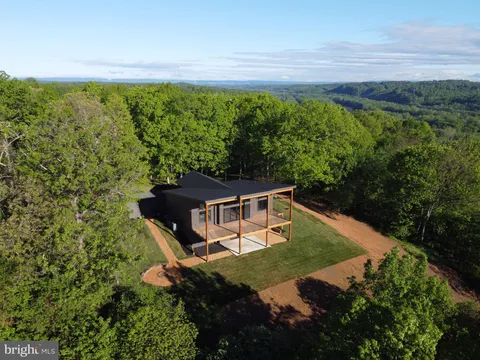 472 Coon Hollow Trail, Hedgesville, WV MLS: WVMO2004982