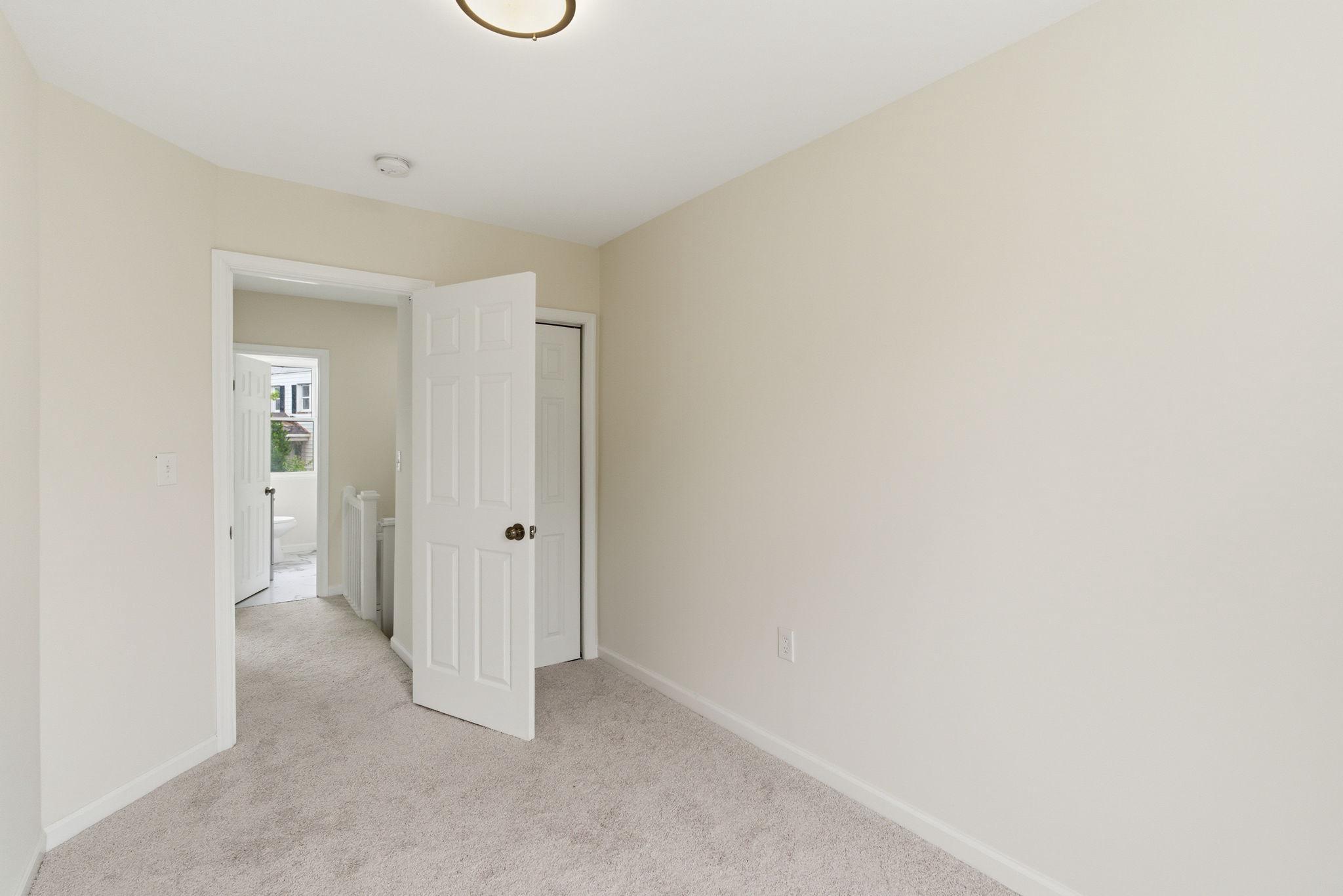 GREENSPRING - Residential