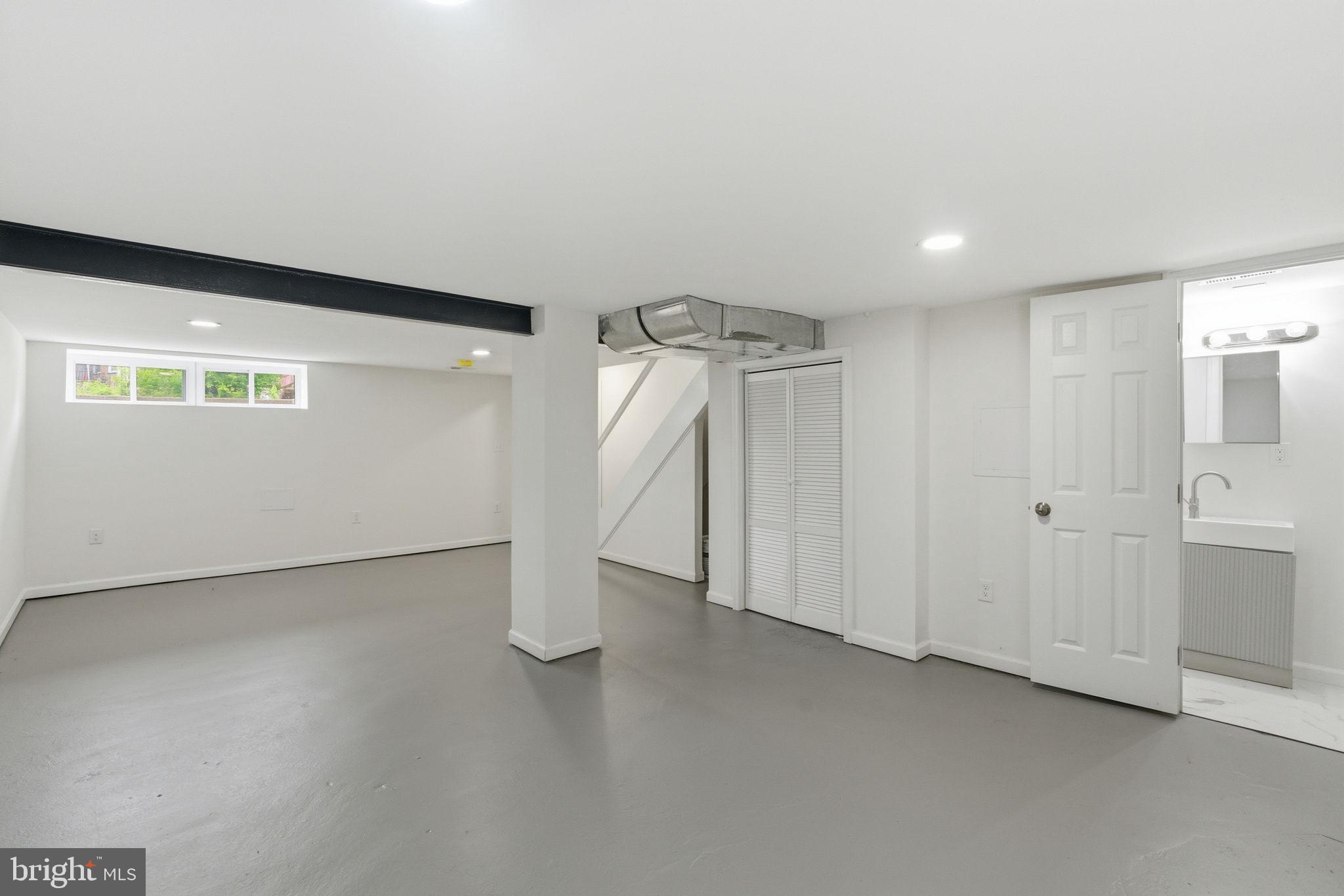 GREENSPRING - Residential
